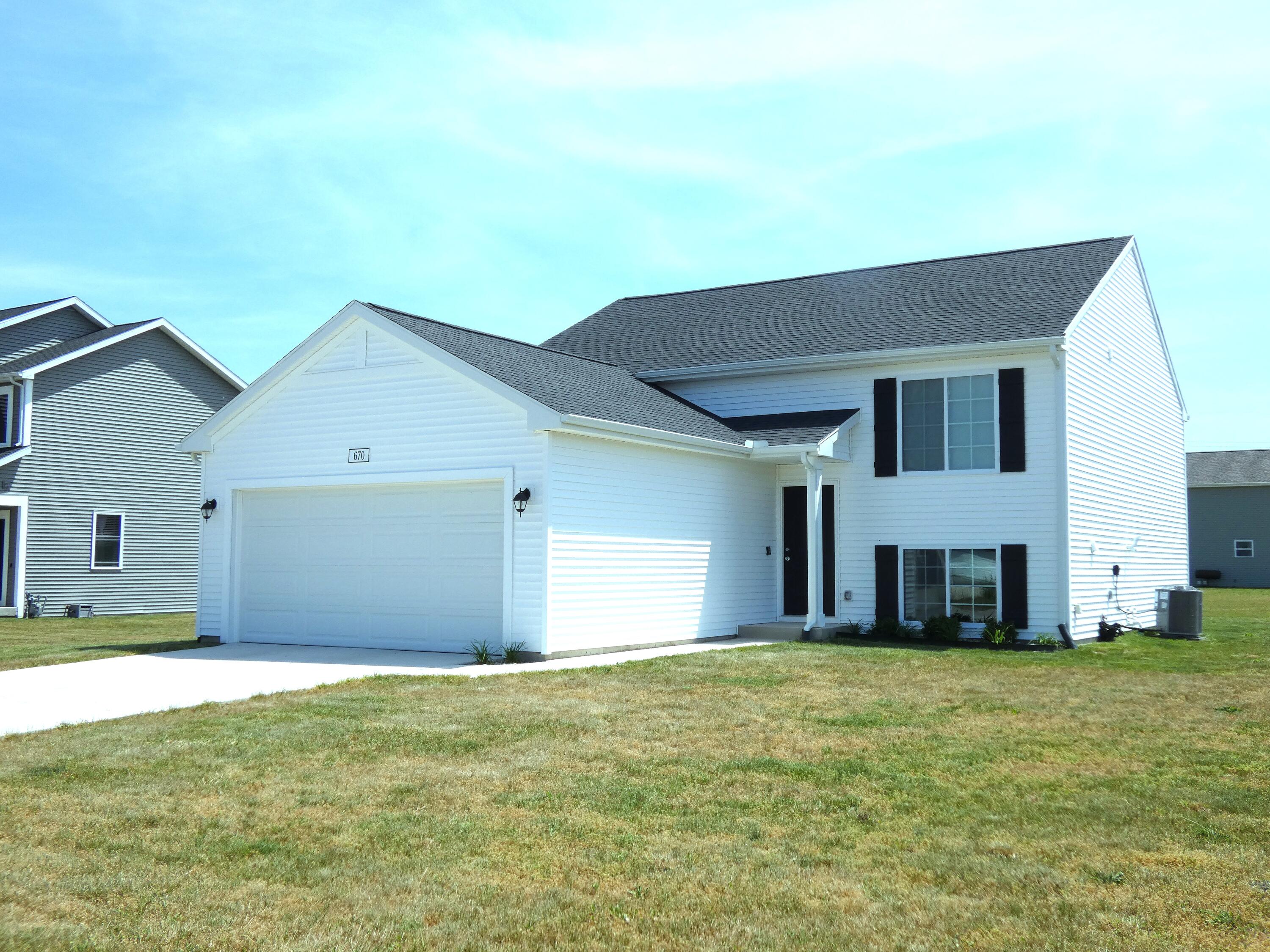 670 Manorwood Circle Benton Harbor MI 49022
