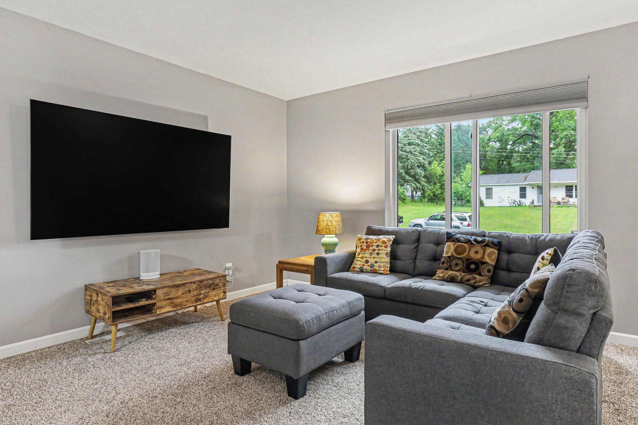 1725 Kreft Street NE Grand Rapids MI 49525