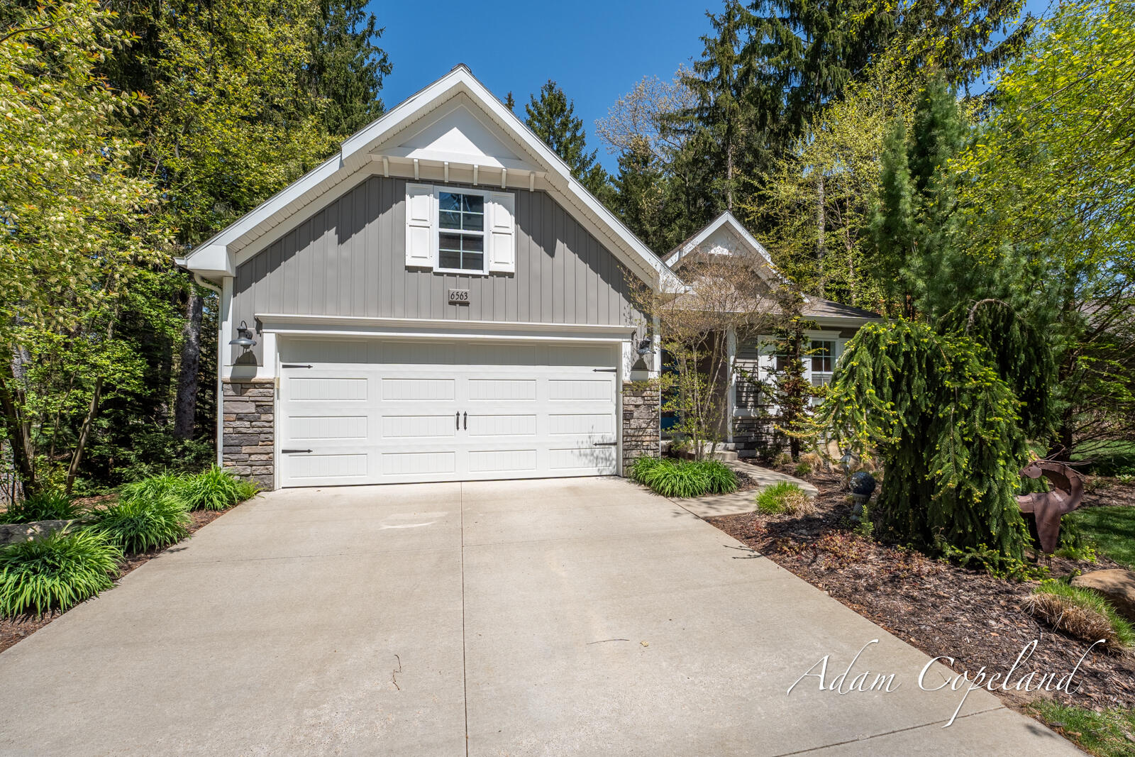 6563 Sanctuary Trail Saugatuck MI 49453
