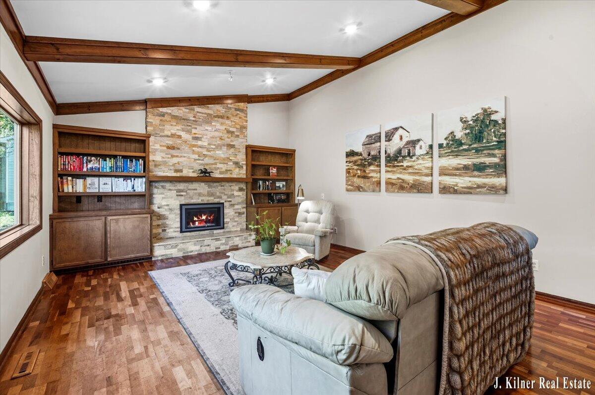 472 Ashton Court SE Grand Rapids MI 49546