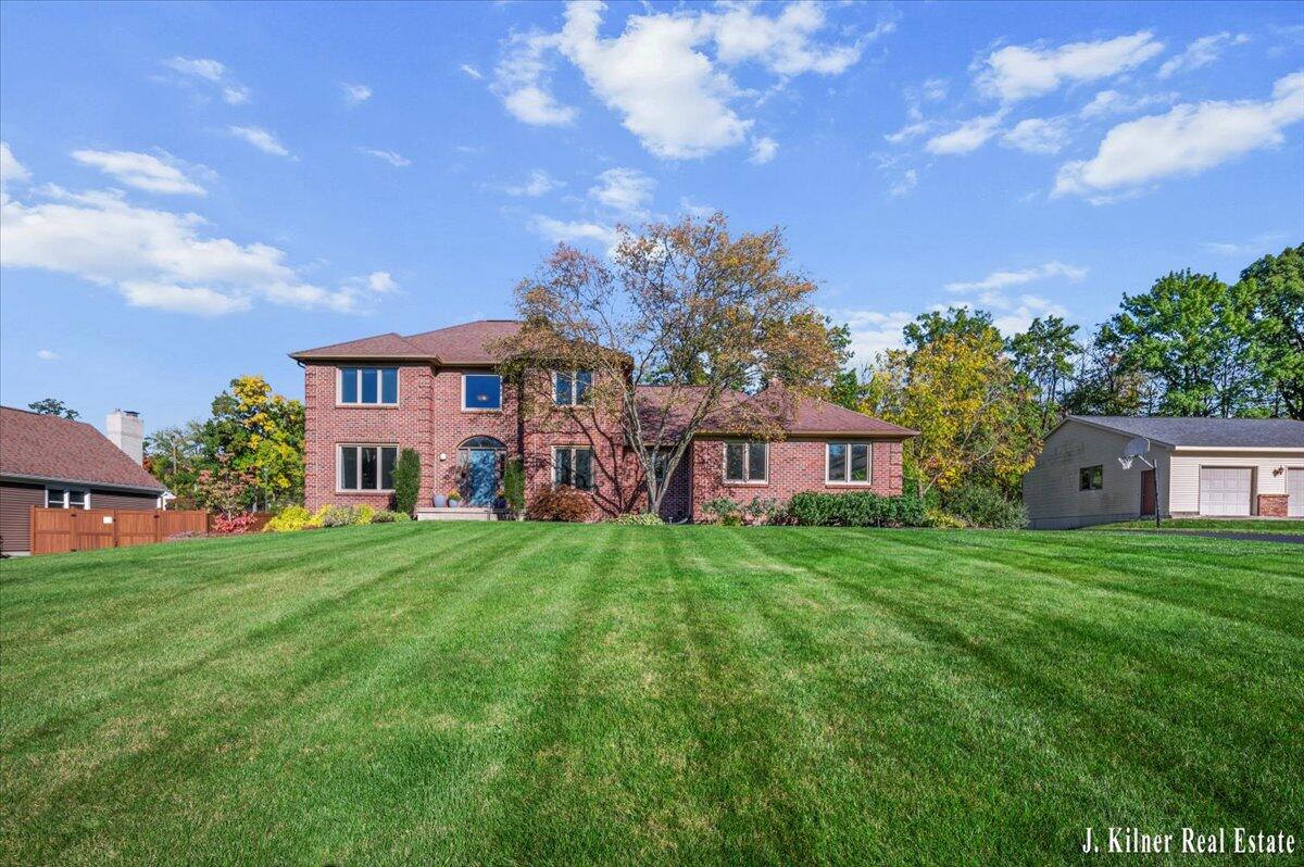 472 Ashton Court SE Grand Rapids MI 49546