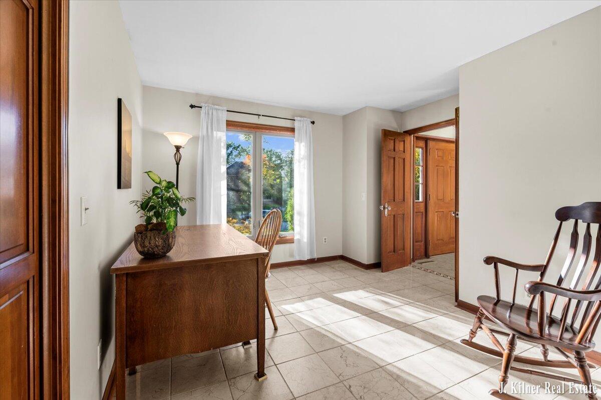 472 Ashton Court SE Grand Rapids MI 49546