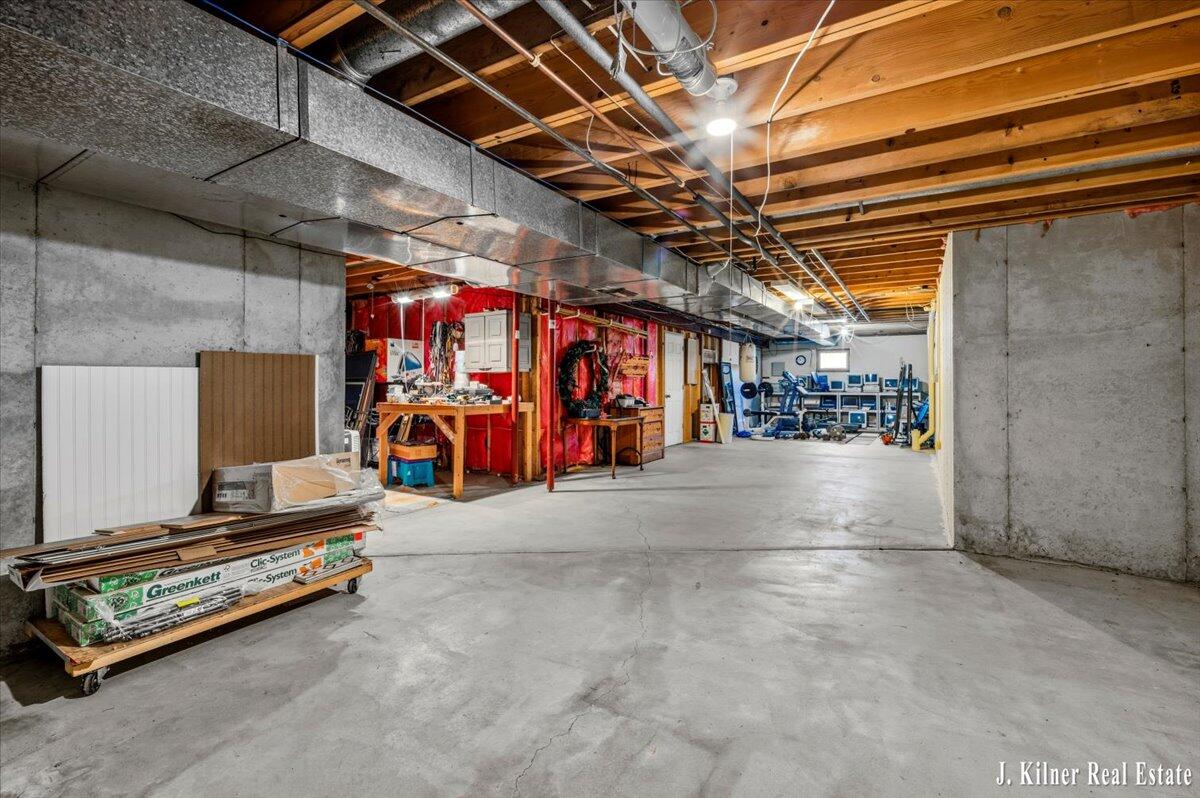 472 Ashton Court SE Grand Rapids MI 49546