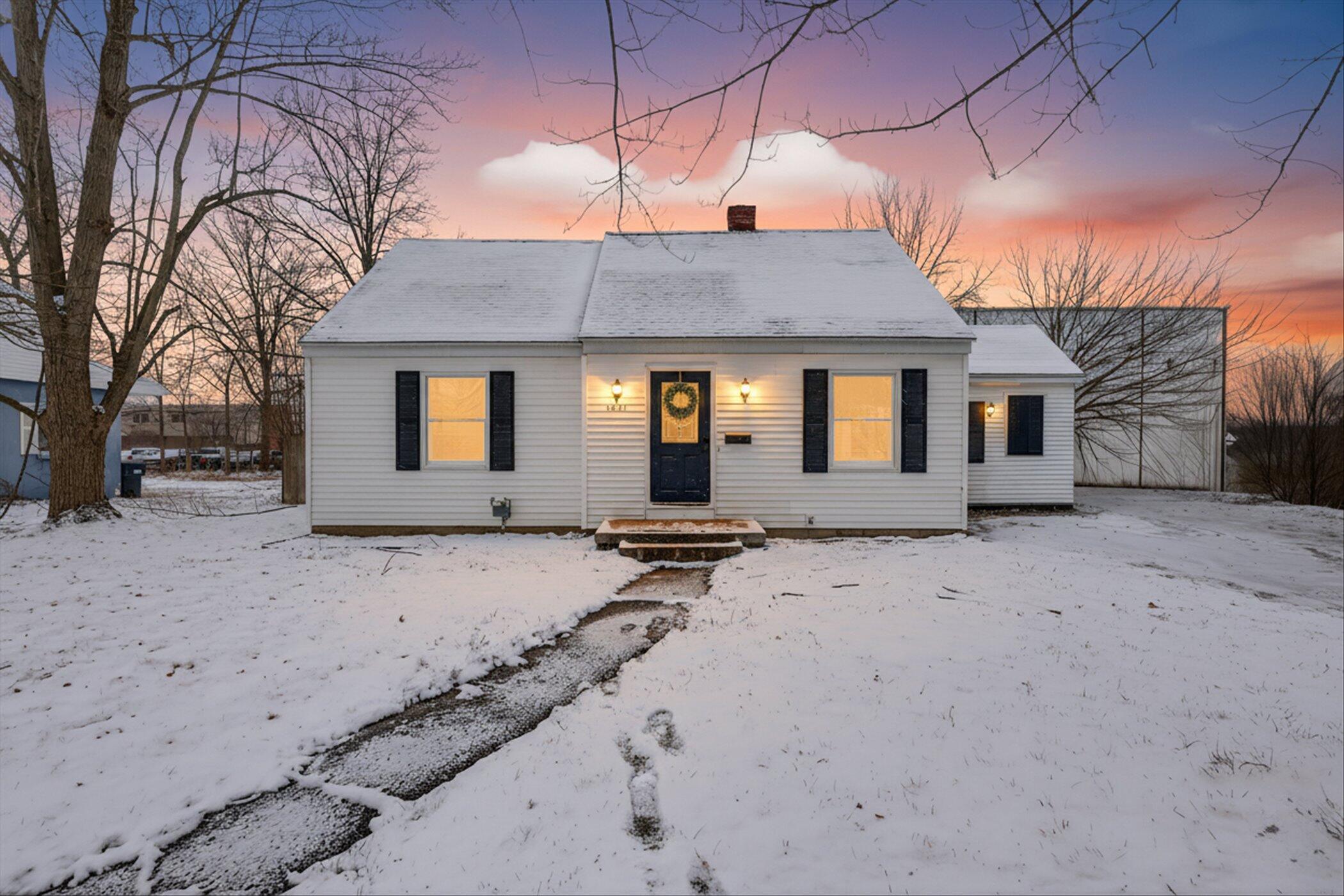 Kalamazoo MI, 1901 Fulton Street