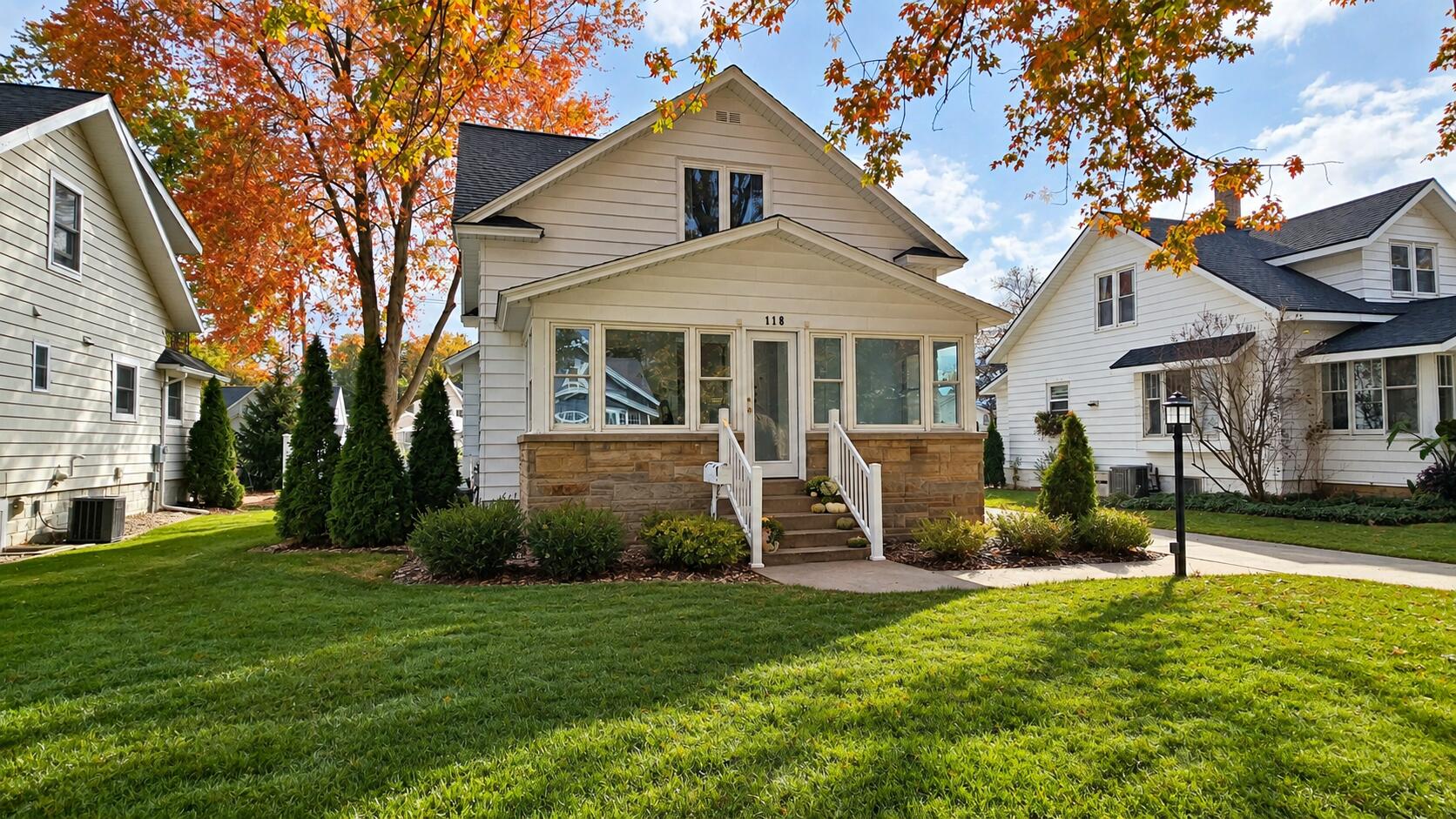 118 W Central Avenue Zeeland MI 49464