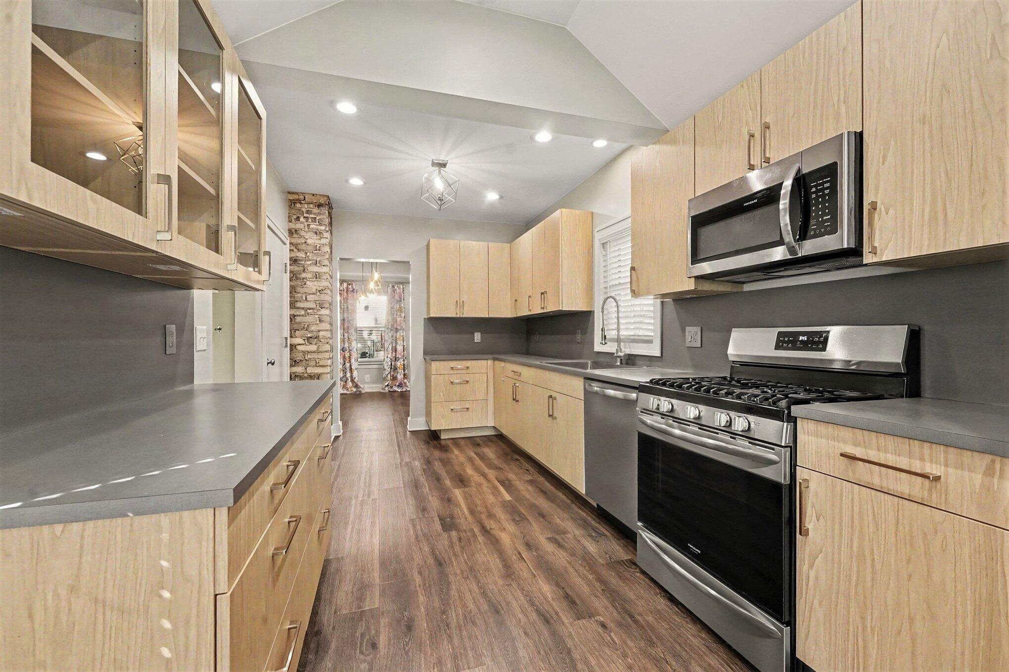 16 Dean Street NE Grand Rapids MI 49505