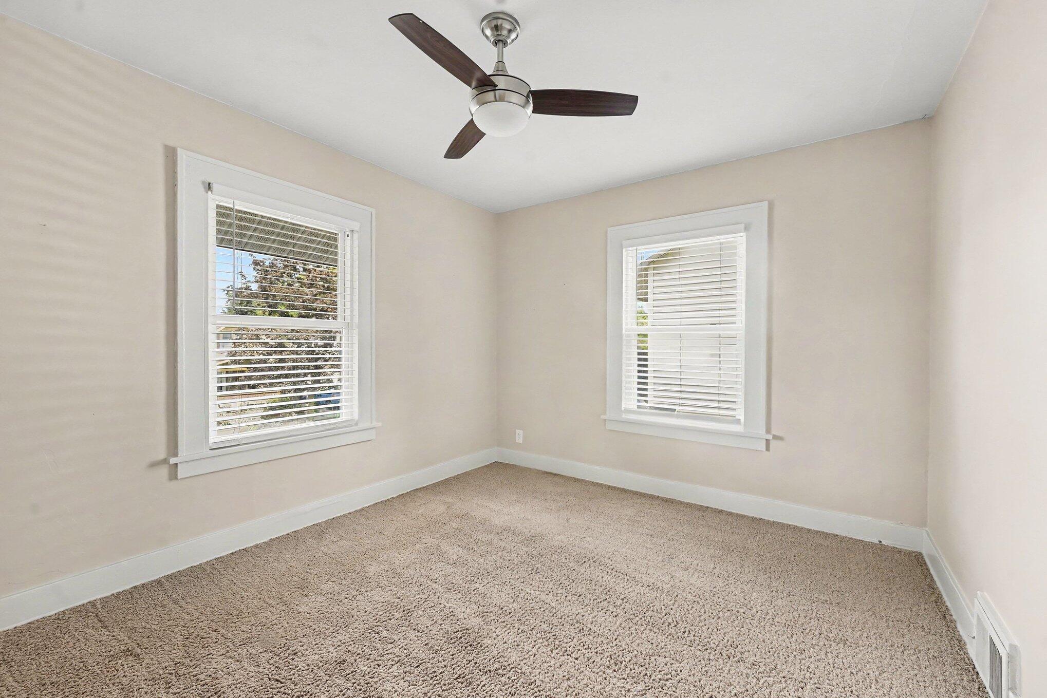 16 Dean Street NE Grand Rapids MI 49505