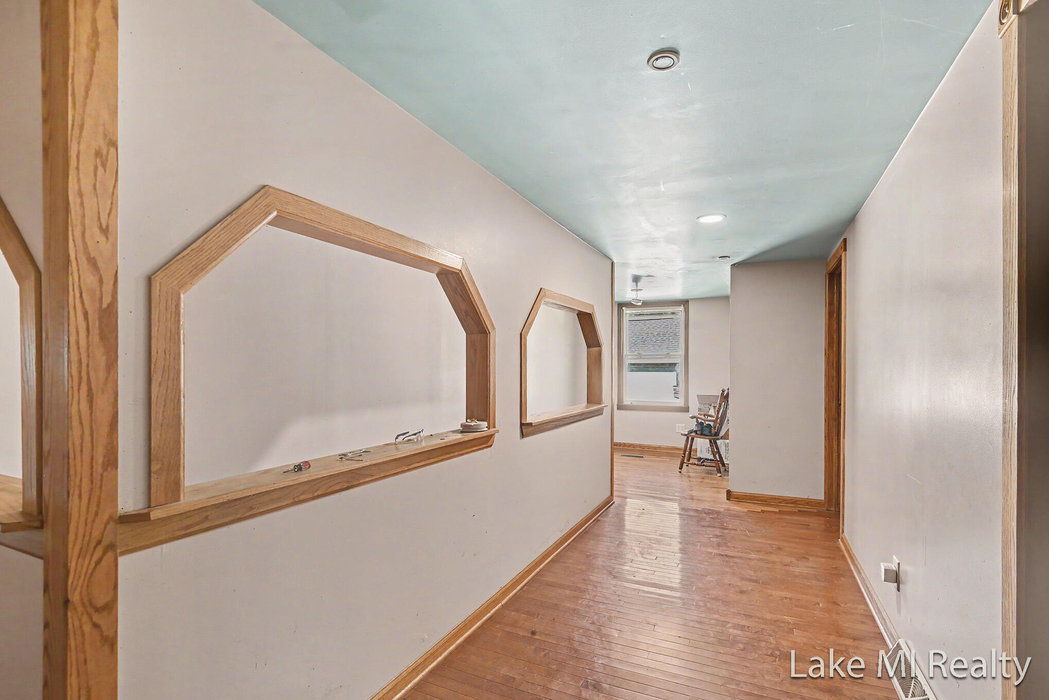 34389 Michigan 140 Covert MI 49043