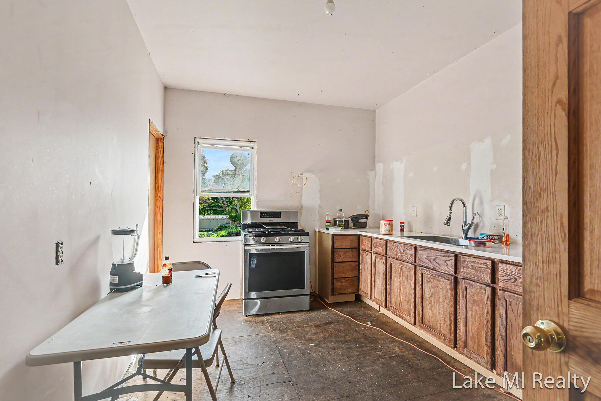 34389 Michigan 140 Covert MI 49043