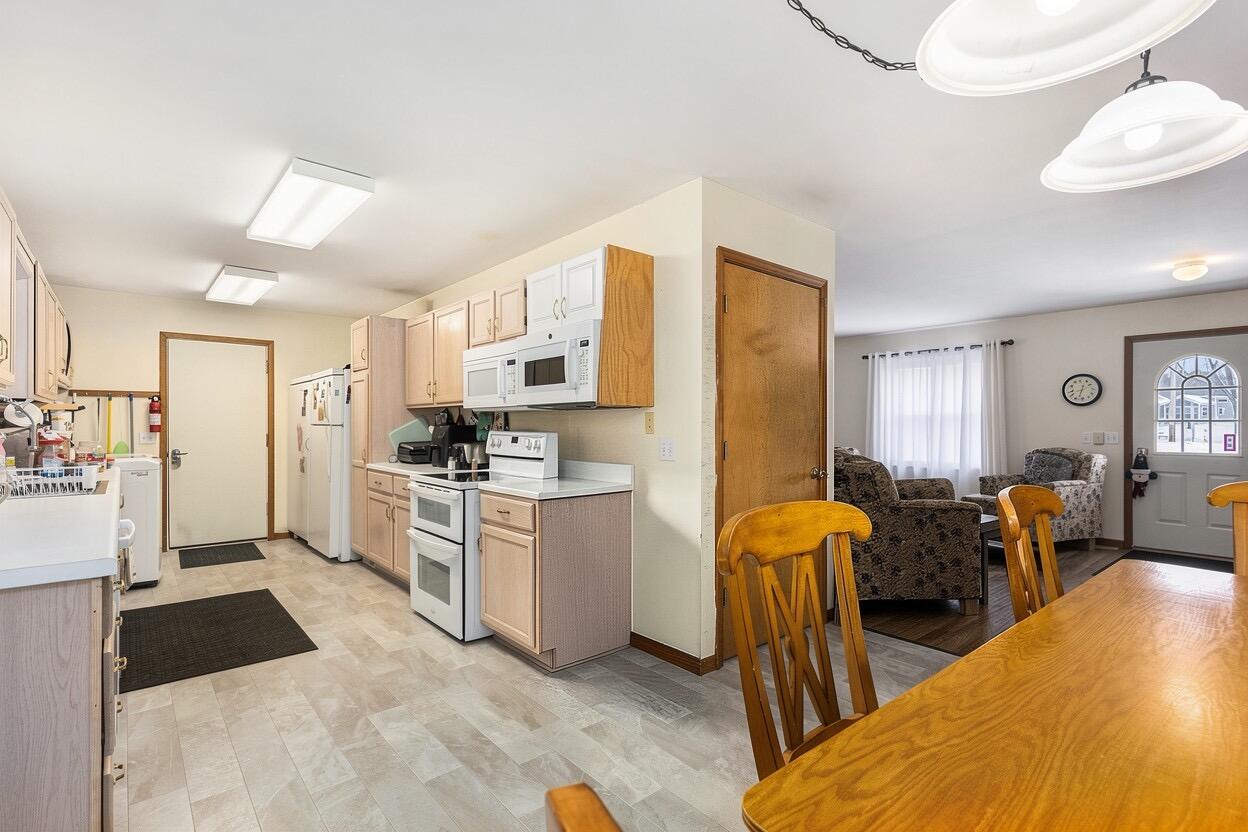 4935 W Deren Road Ludington MI 49431