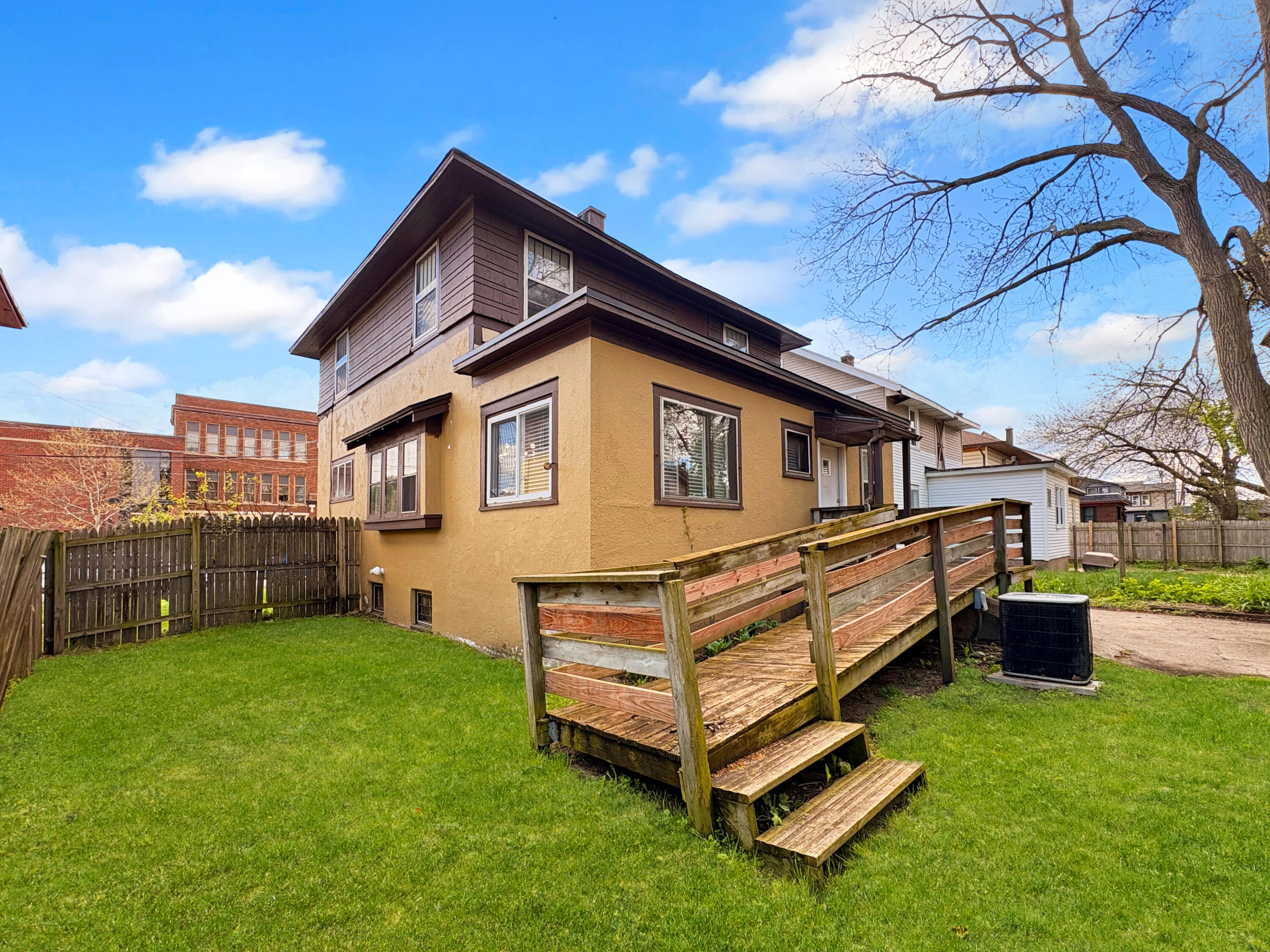 1107 Neland Avenue SE Grand Rapids MI 49507