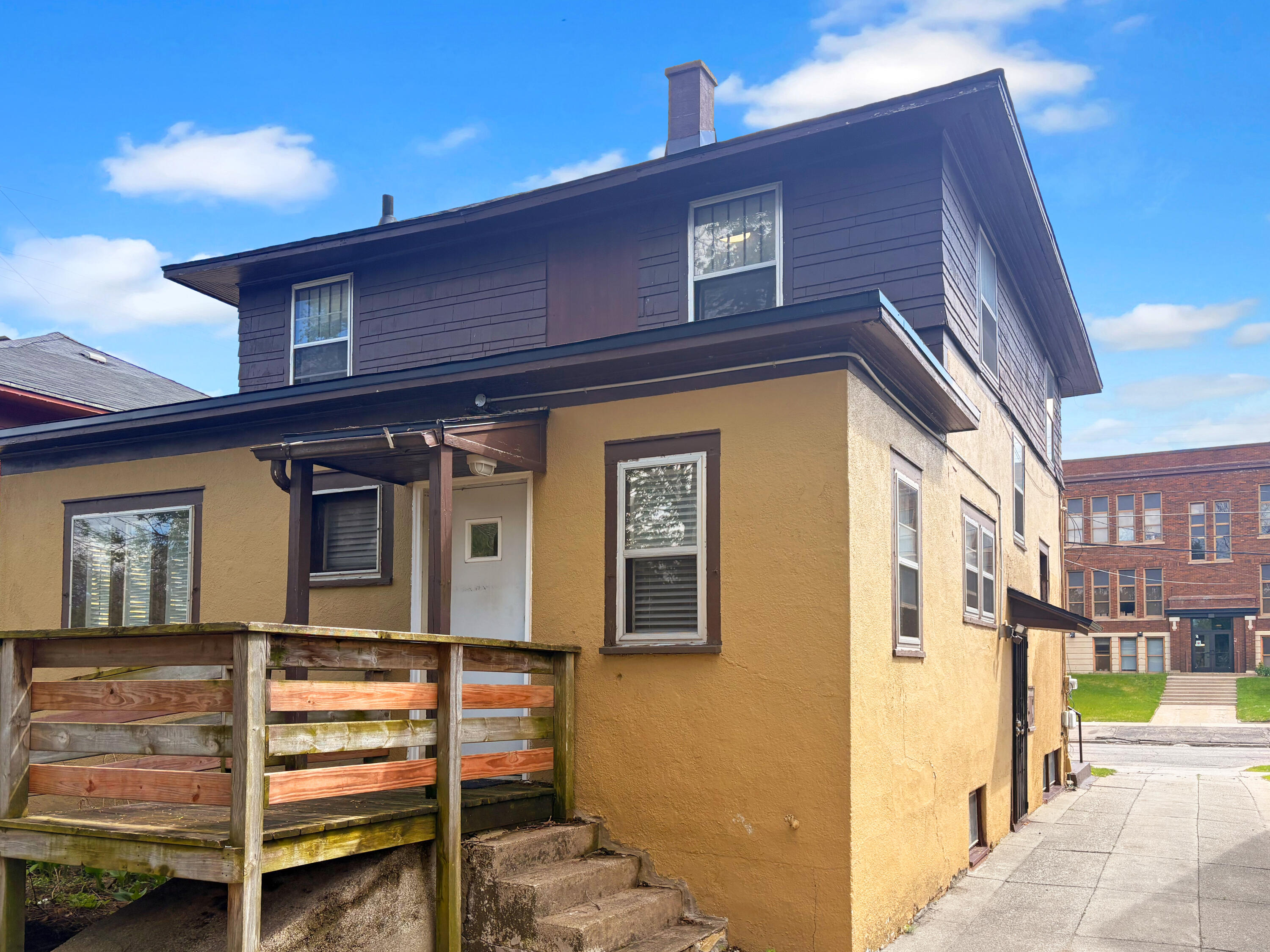 1107 Neland Avenue SE Grand Rapids MI 49507