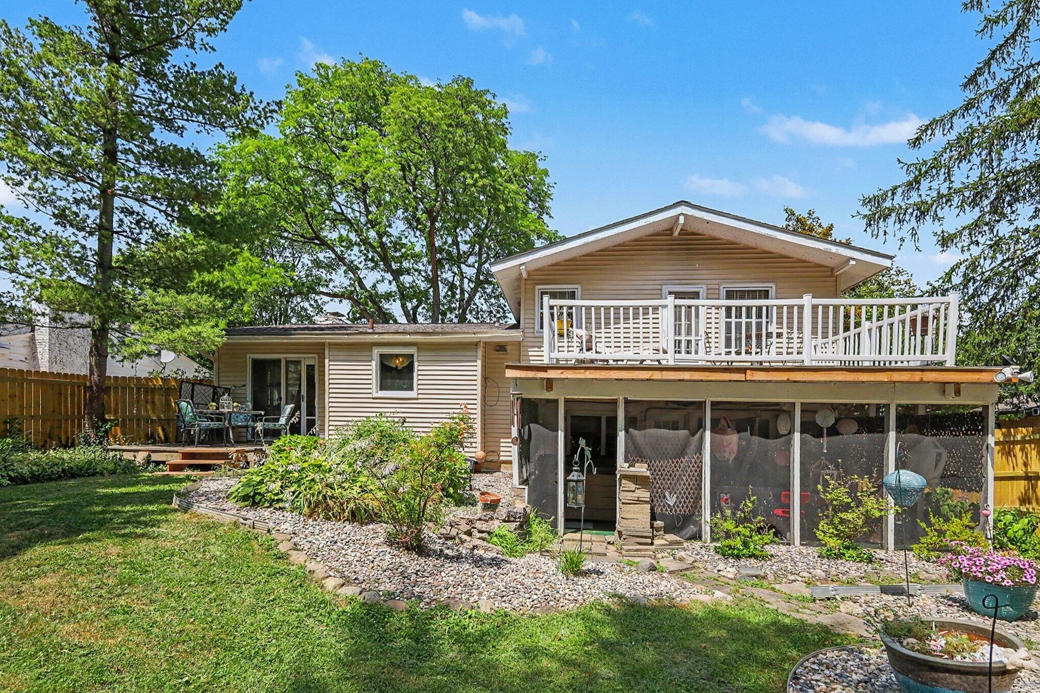 1846 Eastbrook Street SE Grand Rapids MI 49508