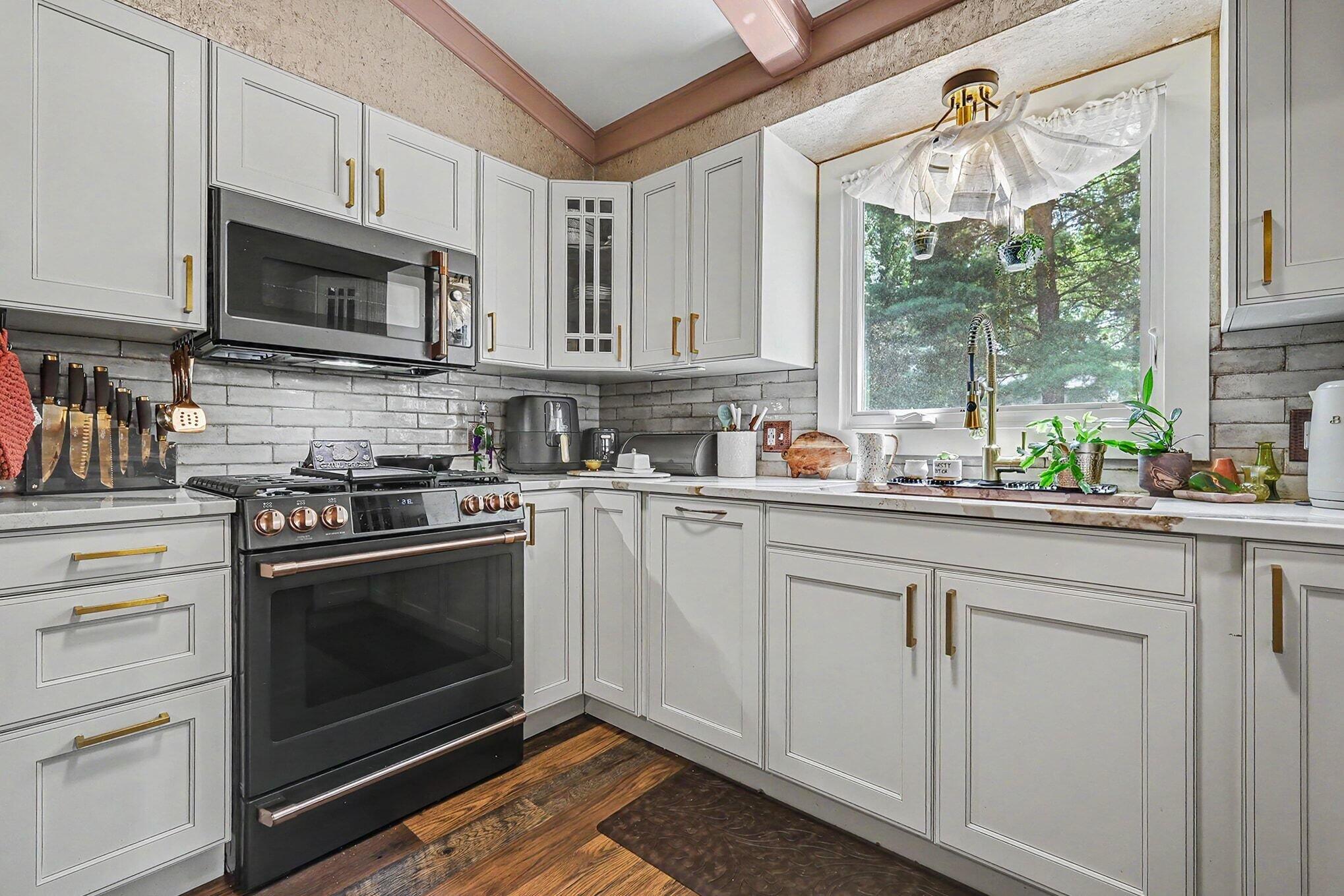 1846 Eastbrook Street SE Grand Rapids MI 49508