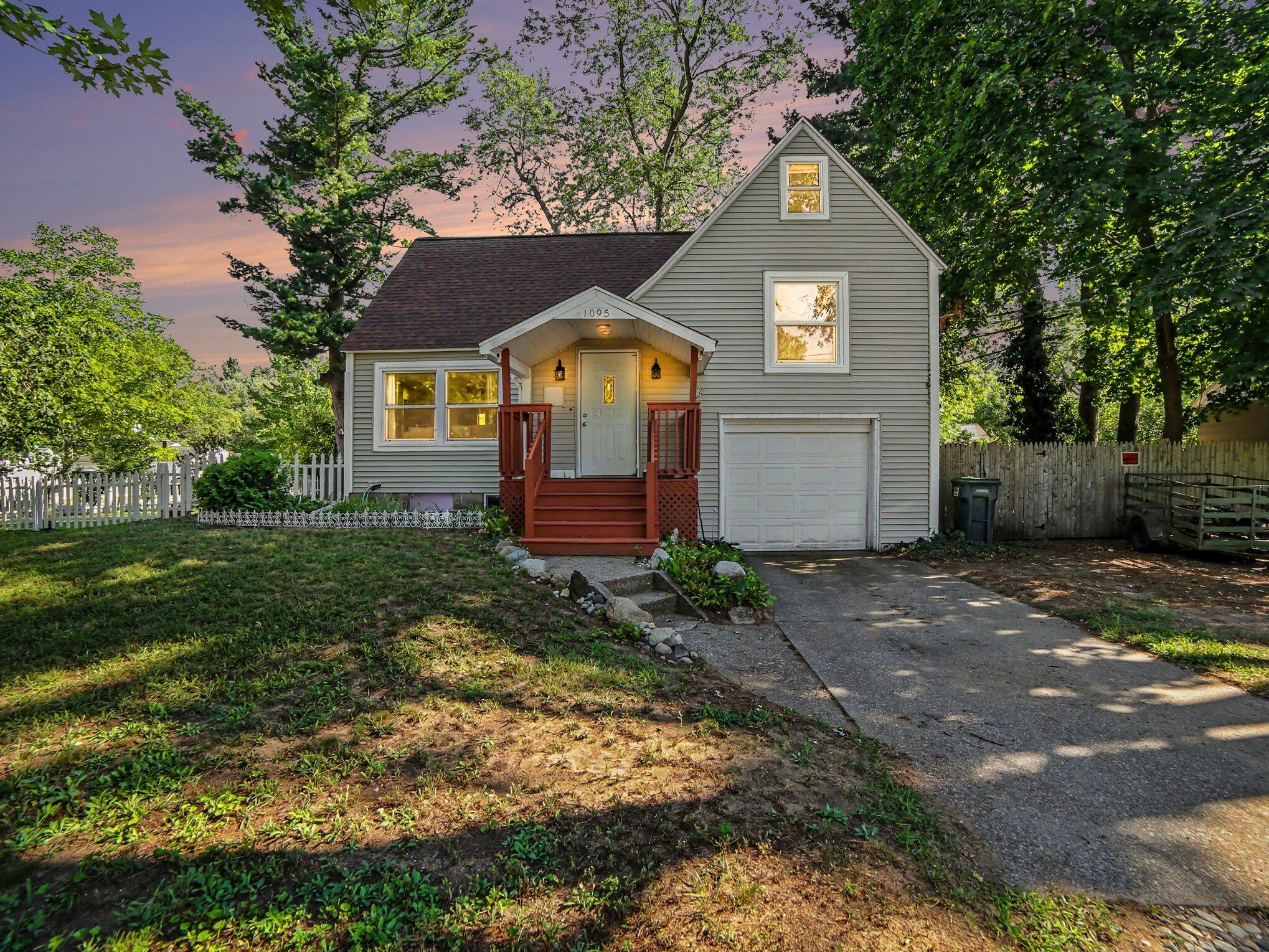 1095 Roosevelt Court Muskegon MI 49441