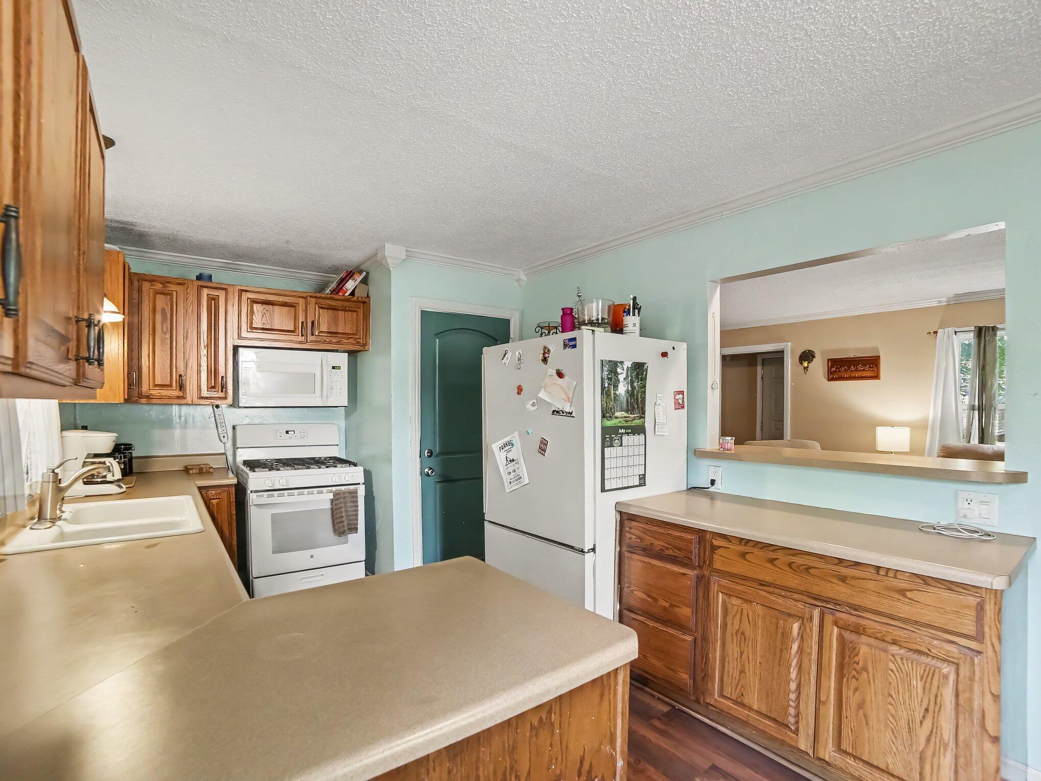 1095 Roosevelt Court Muskegon MI 49441