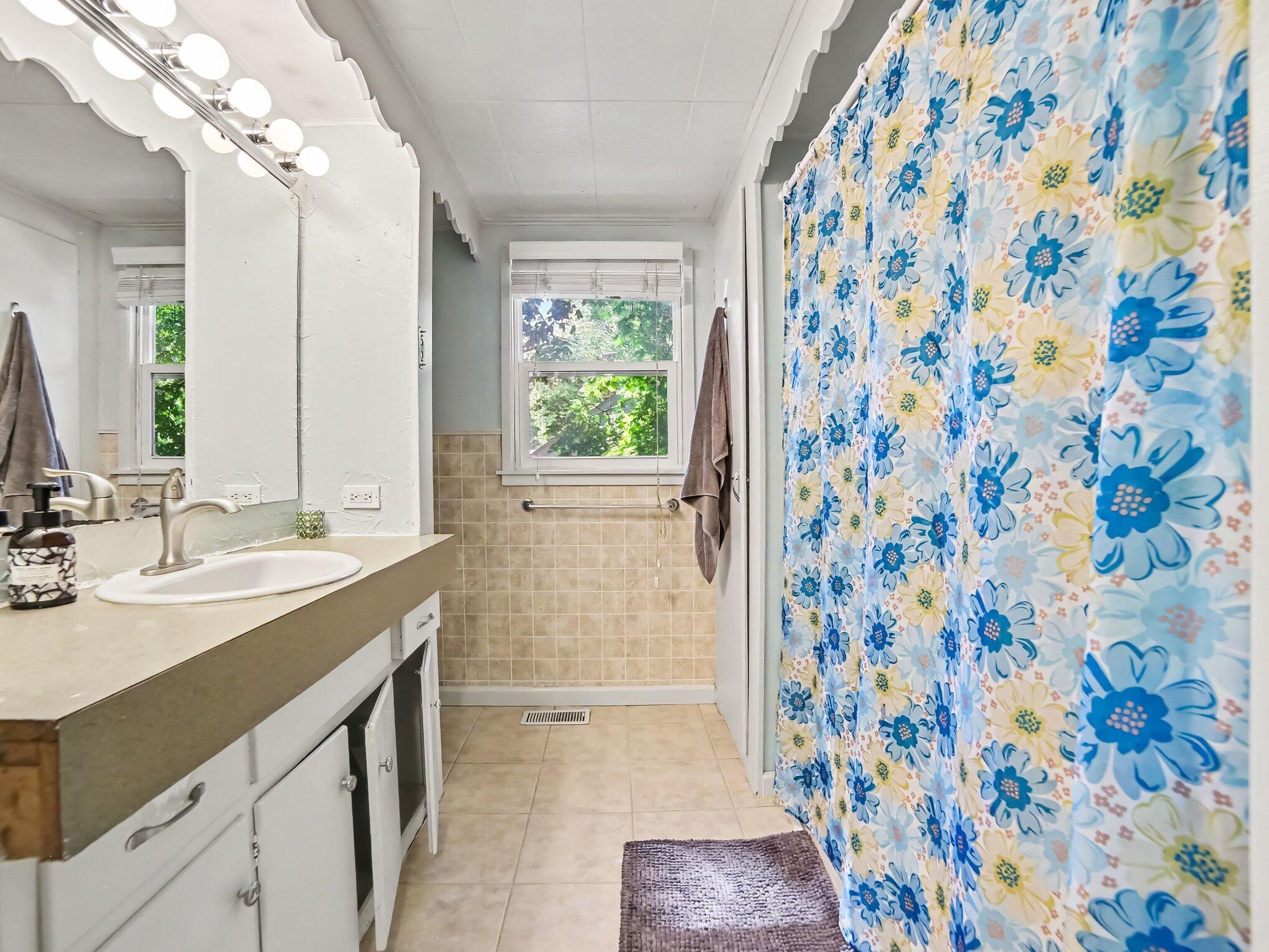1095 Roosevelt Court Muskegon MI 49441