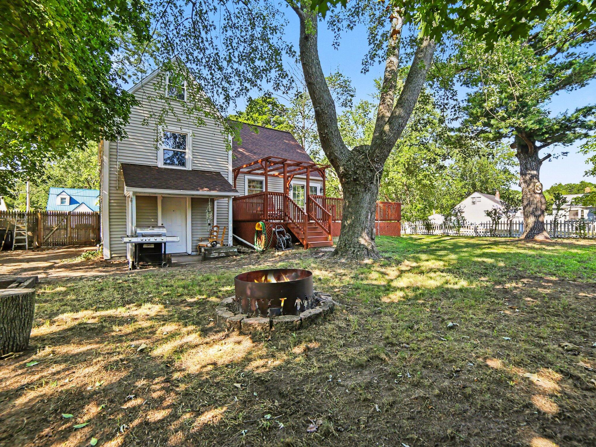1095 Roosevelt Court Muskegon MI 49441