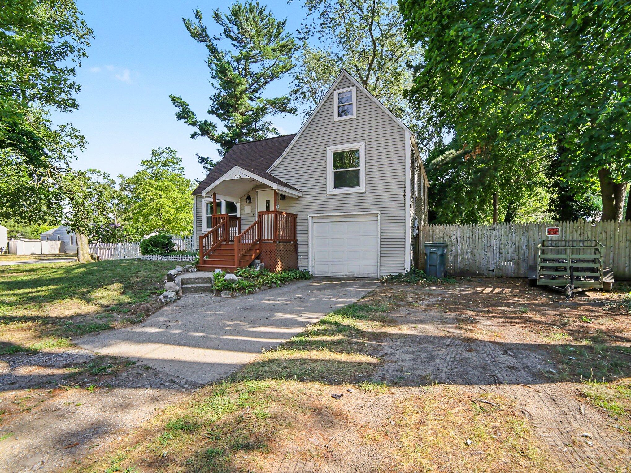 1095 Roosevelt Court Muskegon MI 49441