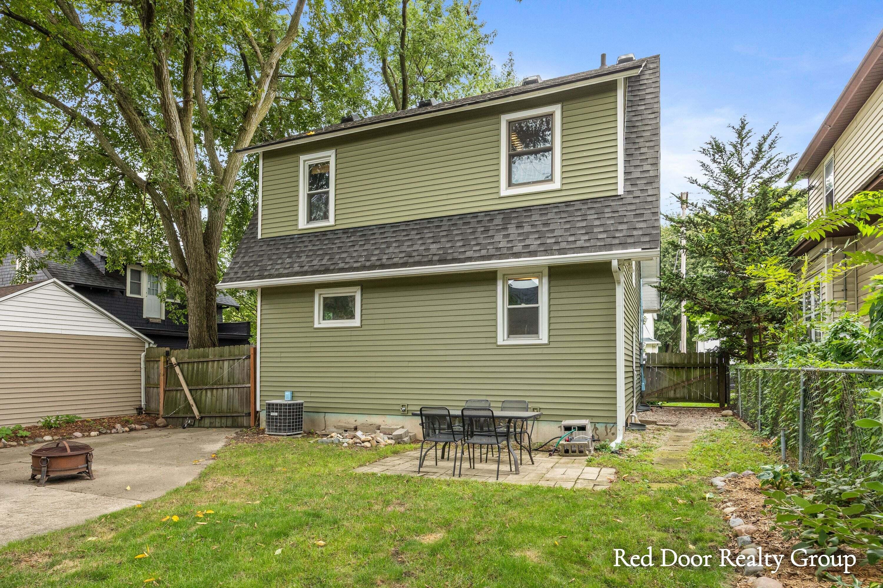 1108 Fisk Road SE Grand Rapids MI 49507