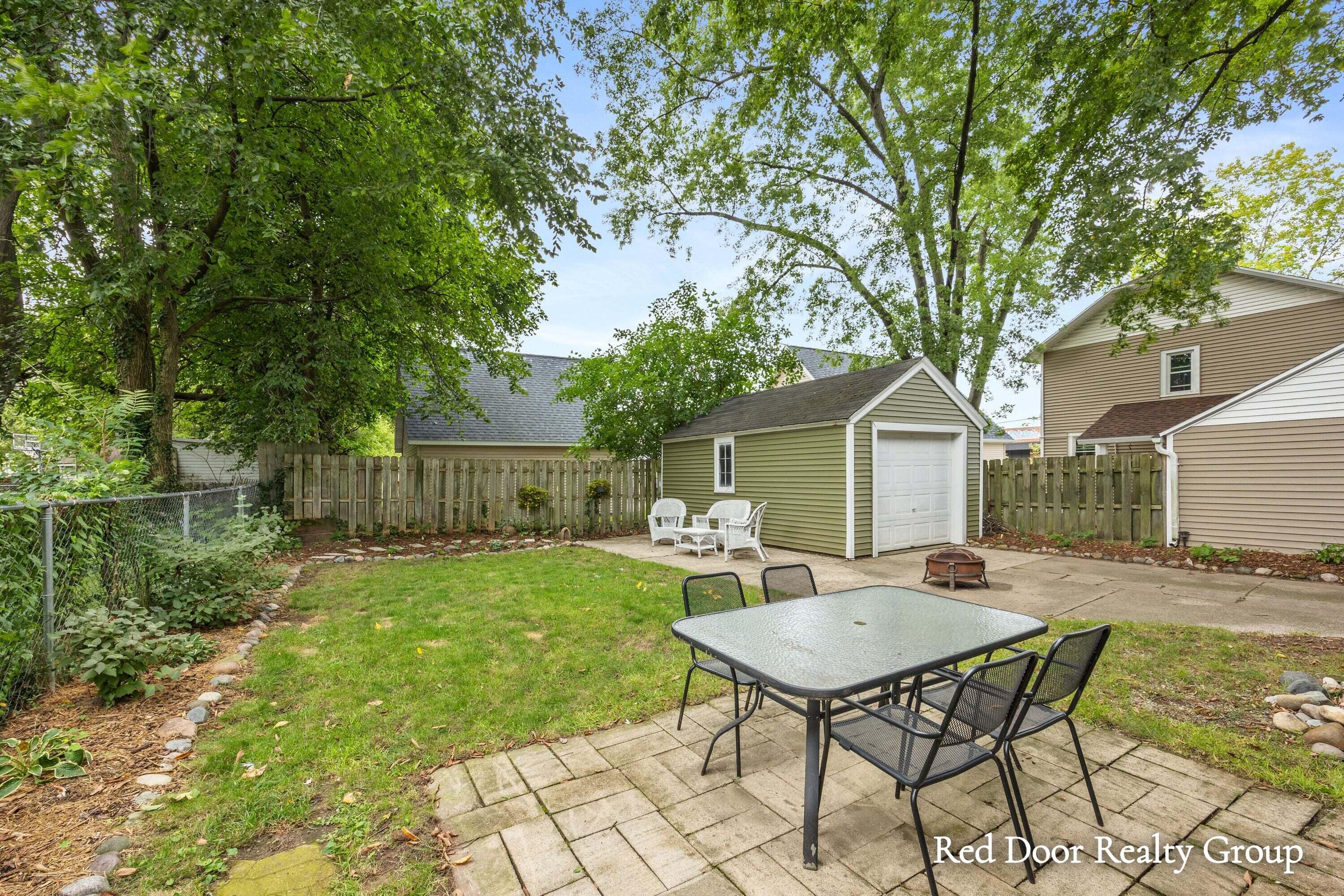 1108 Fisk Road SE Grand Rapids MI 49507