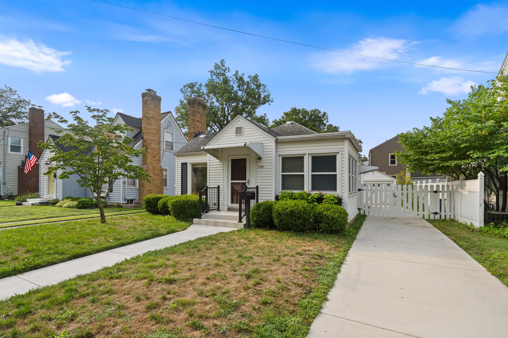1128 SE Alger Street SE Grand Rapids MI 49507