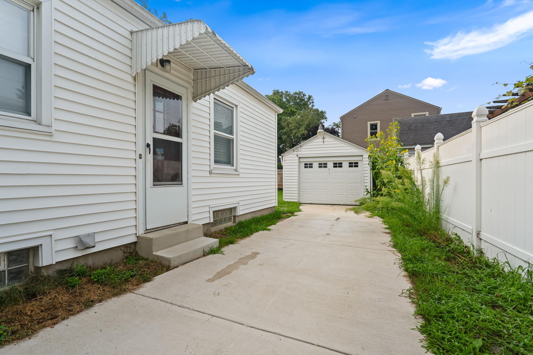1128 SE Alger Street SE Grand Rapids MI 49507