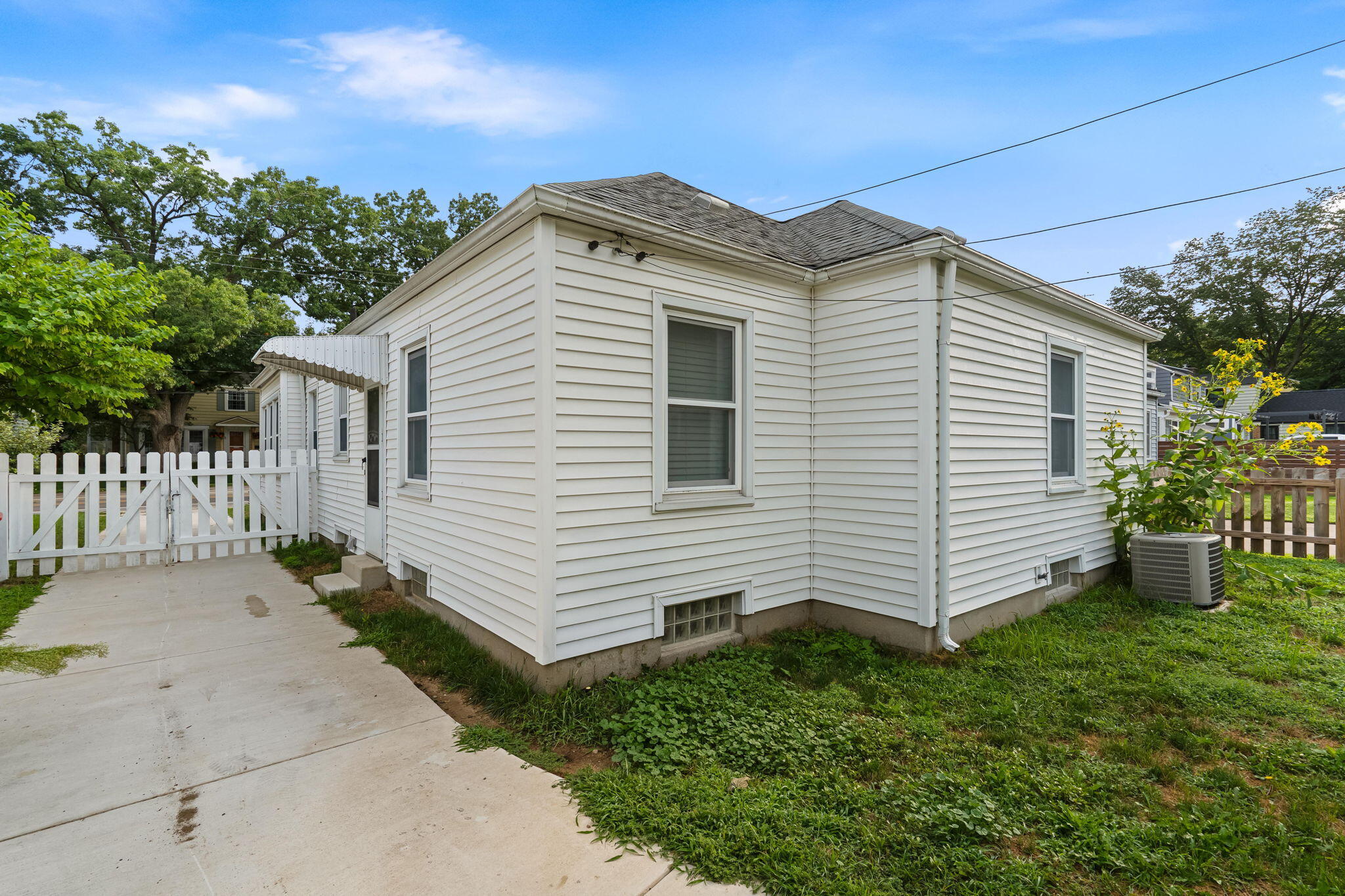 1128 SE Alger Street SE Grand Rapids MI 49507