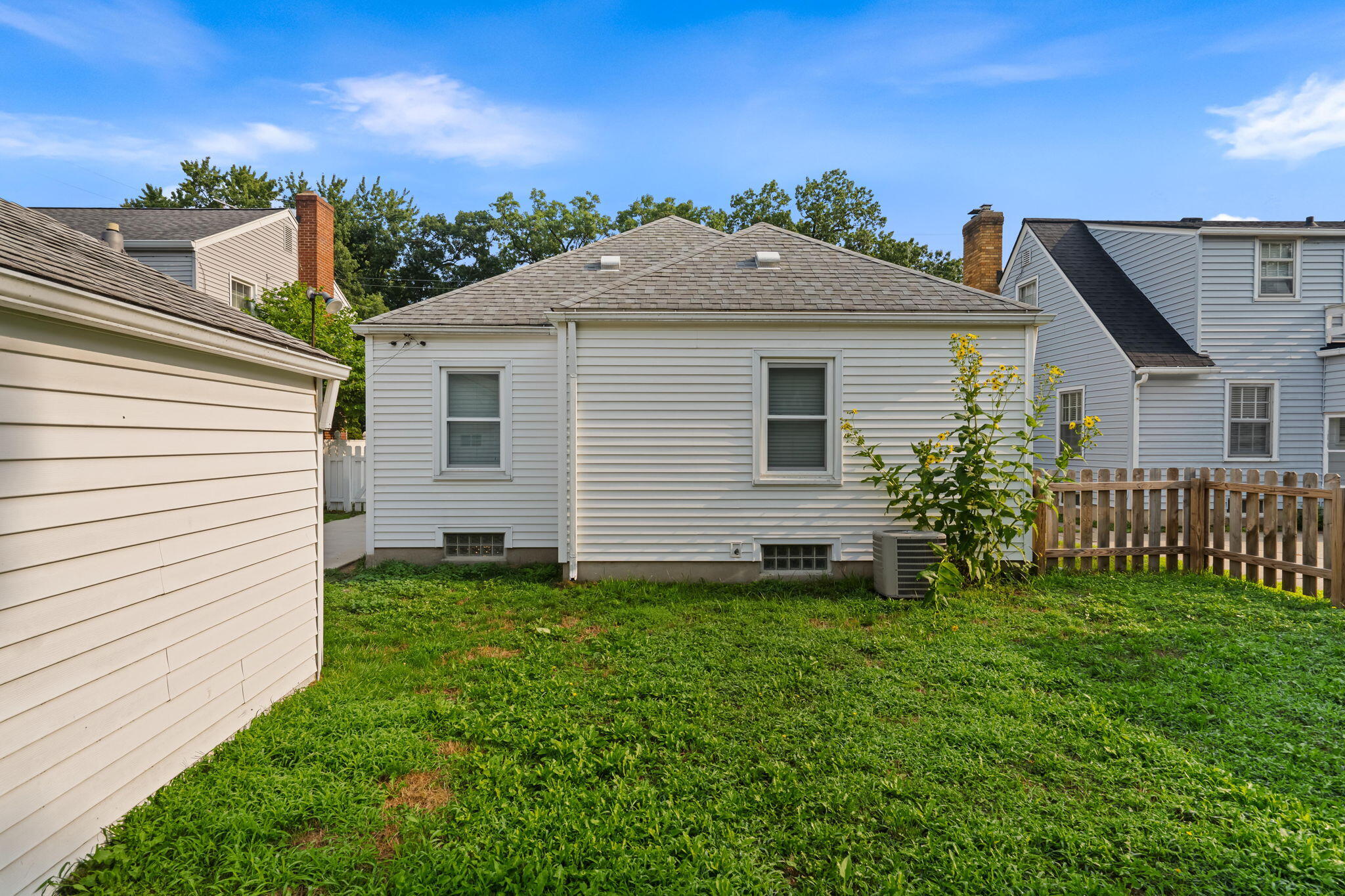1128 SE Alger Street SE Grand Rapids MI 49507