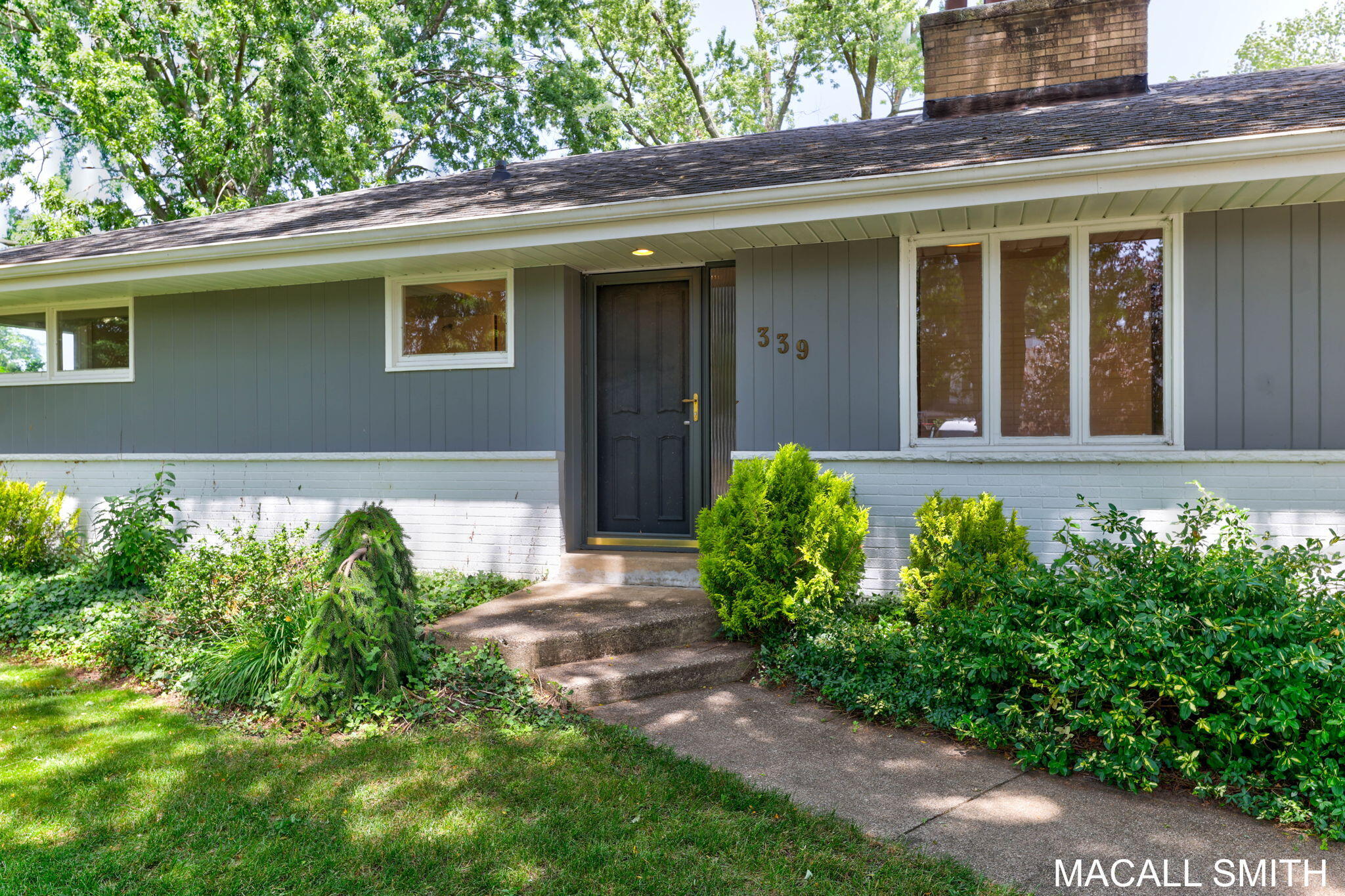 339 Wildwood Drive Holland MI 49423
