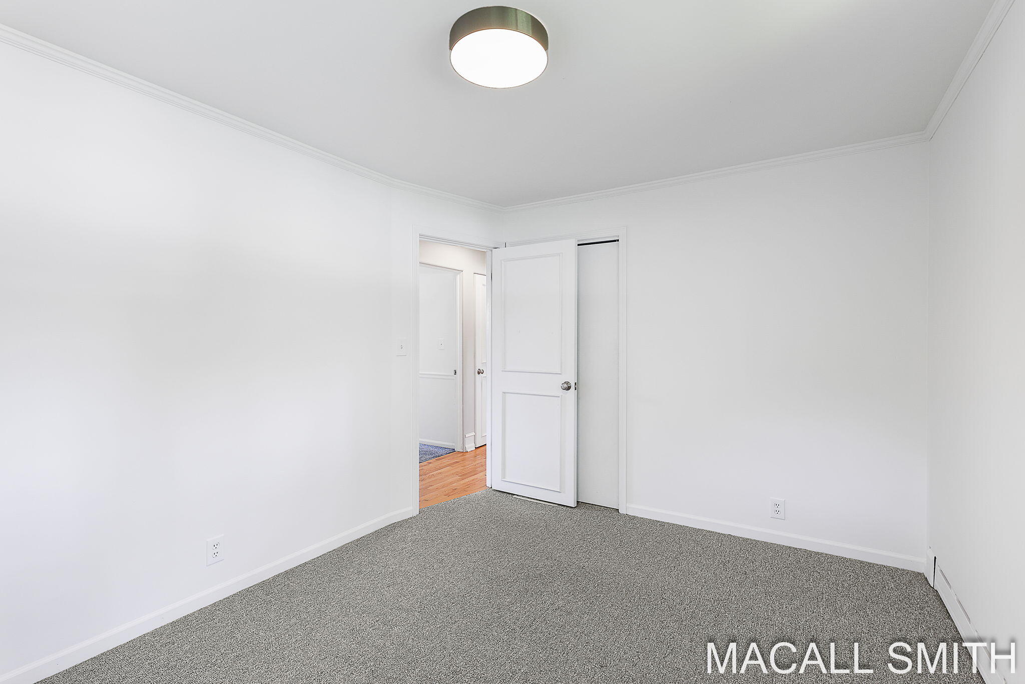 339 Wildwood Drive Holland MI 49423