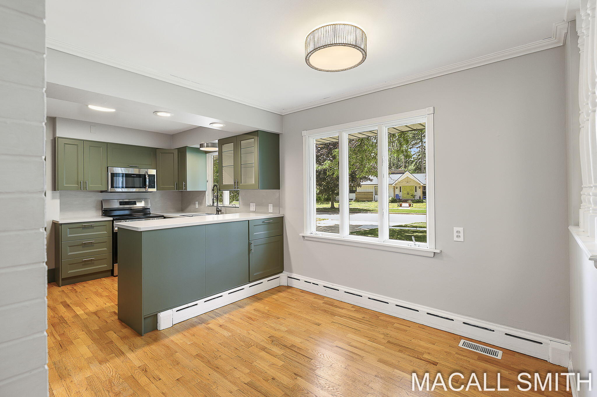 339 Wildwood Drive Holland MI 49423