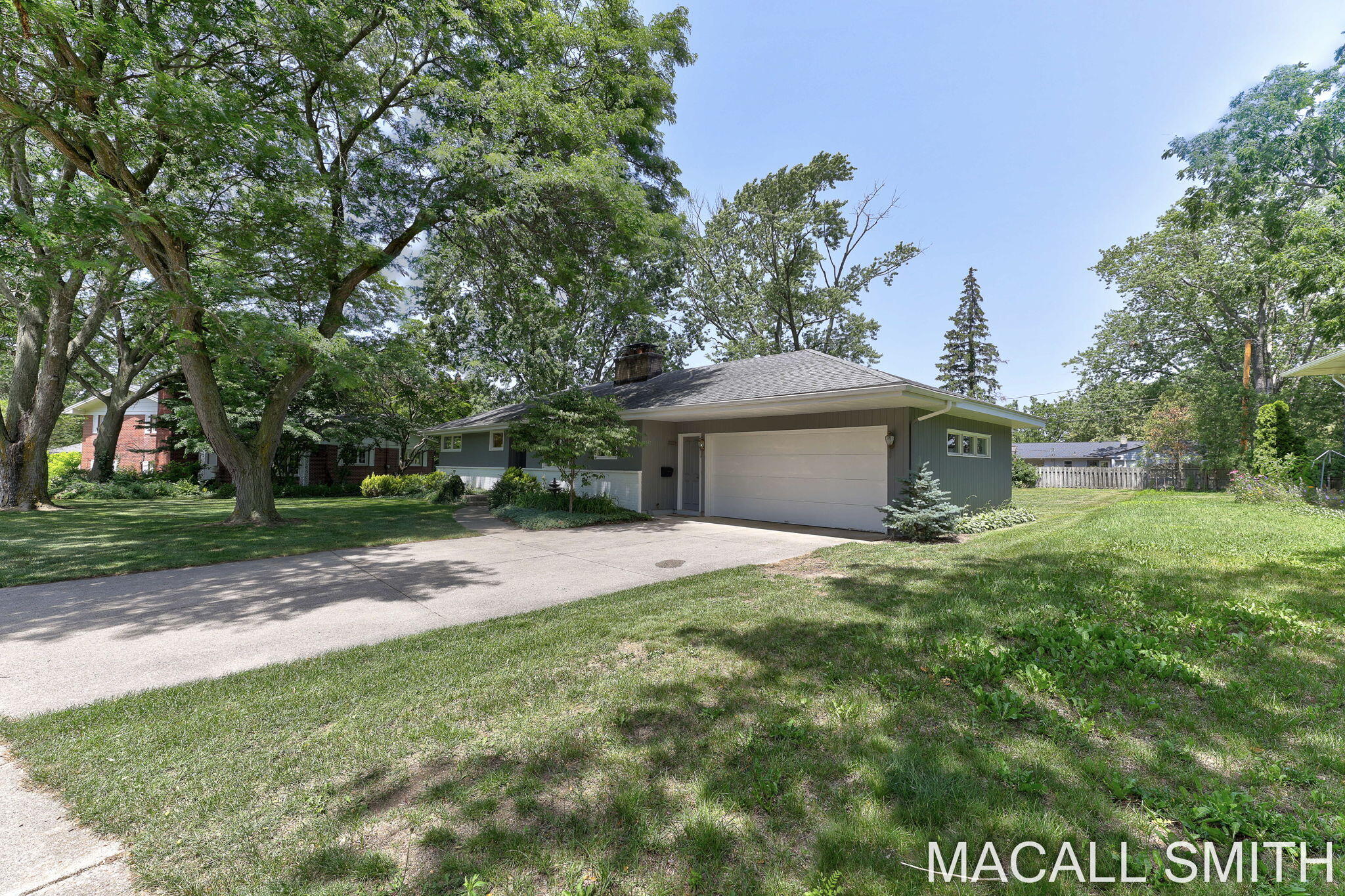 339 Wildwood Drive Holland MI 49423