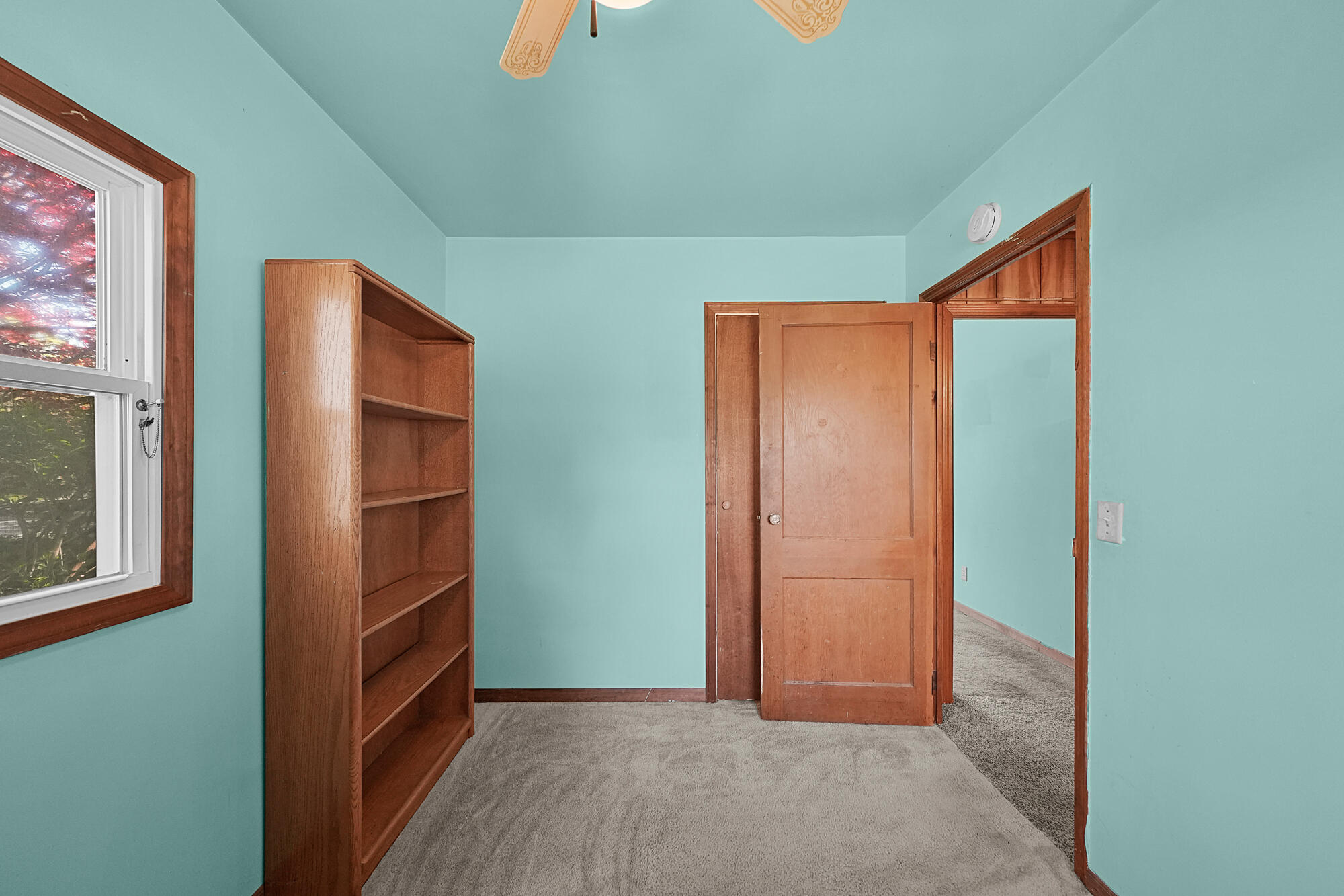 973 Valley Avenue NW Grand Rapids MI 49504