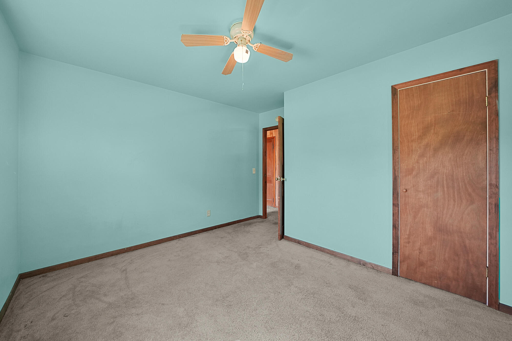 973 Valley Avenue NW Grand Rapids MI 49504