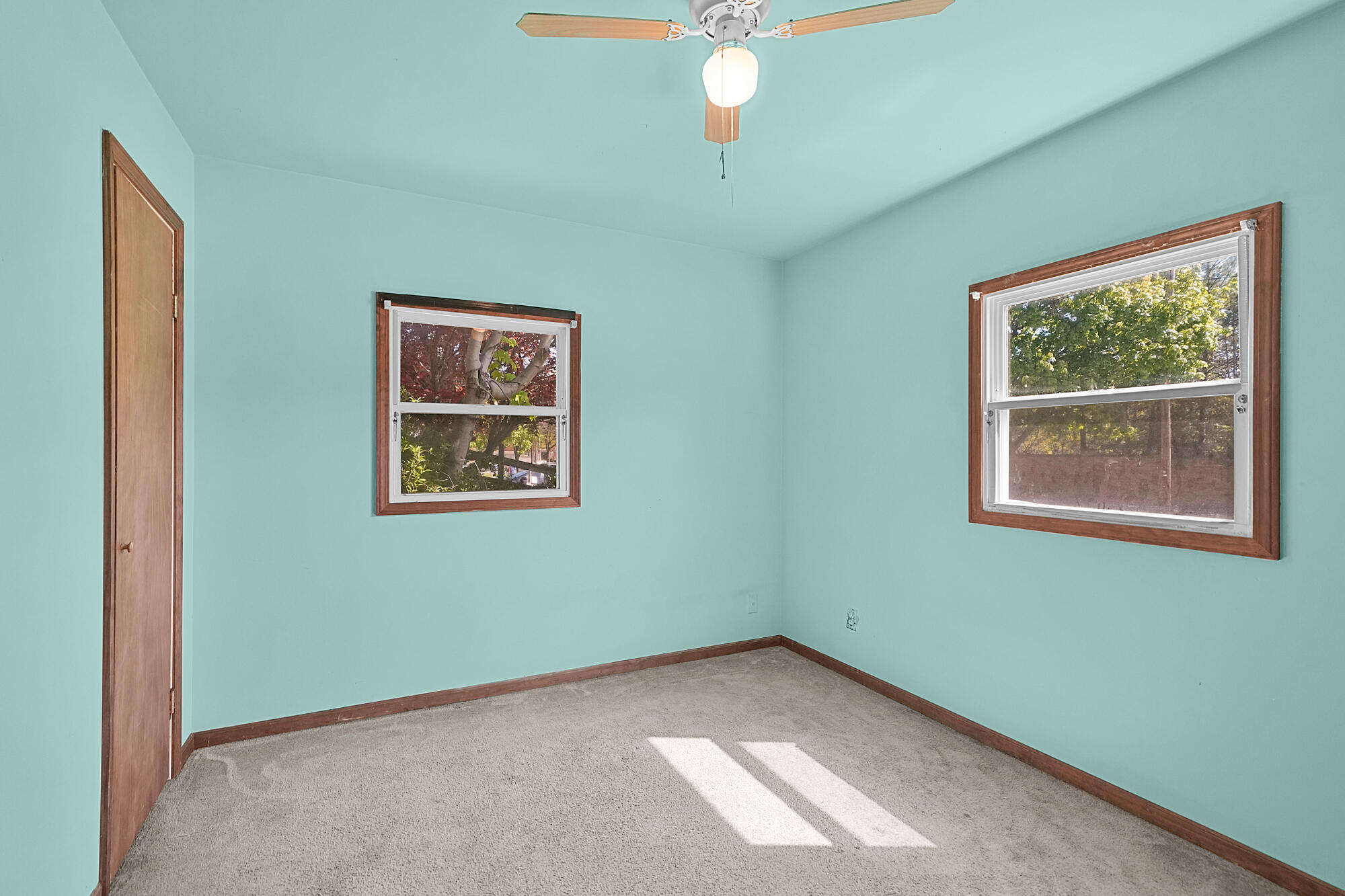 973 Valley Avenue NW Grand Rapids MI 49504