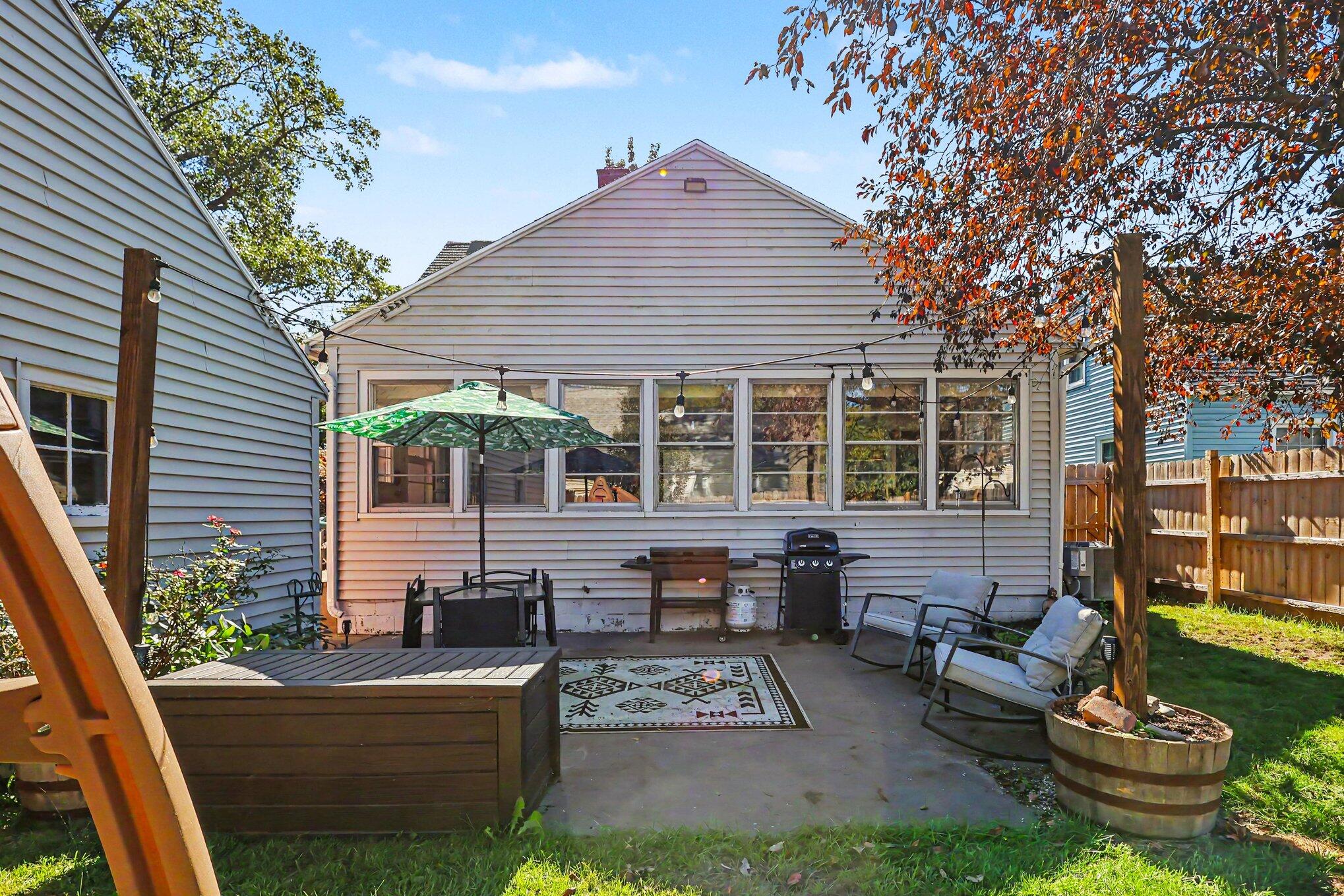 1472 Montague Avenue Muskegon MI 49441