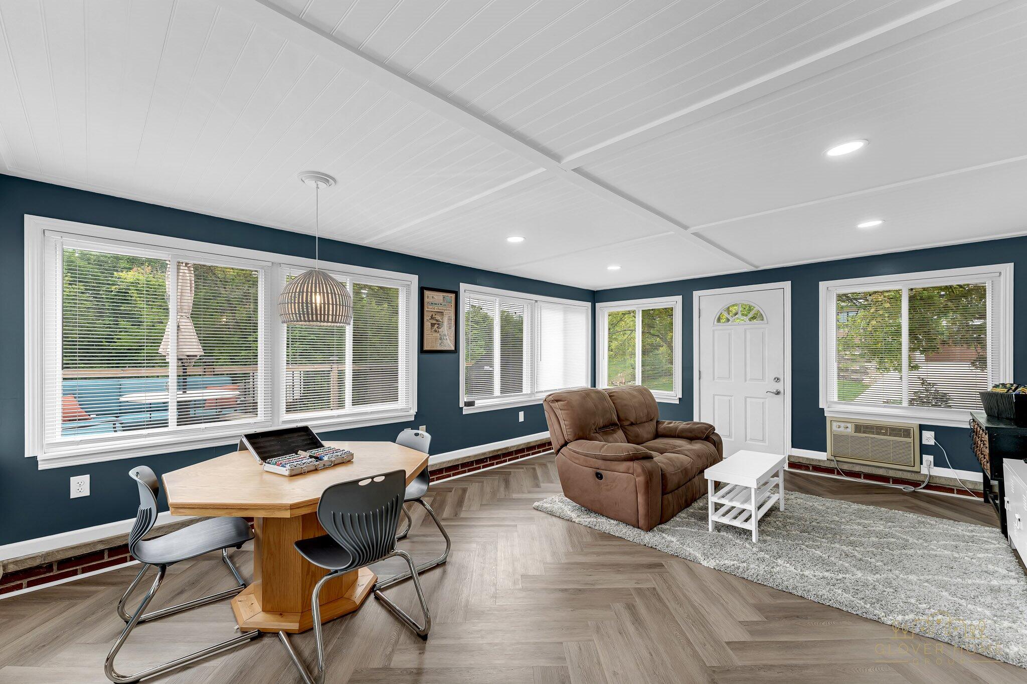 319 Greenridge Drive NW Grand Rapids MI 49544