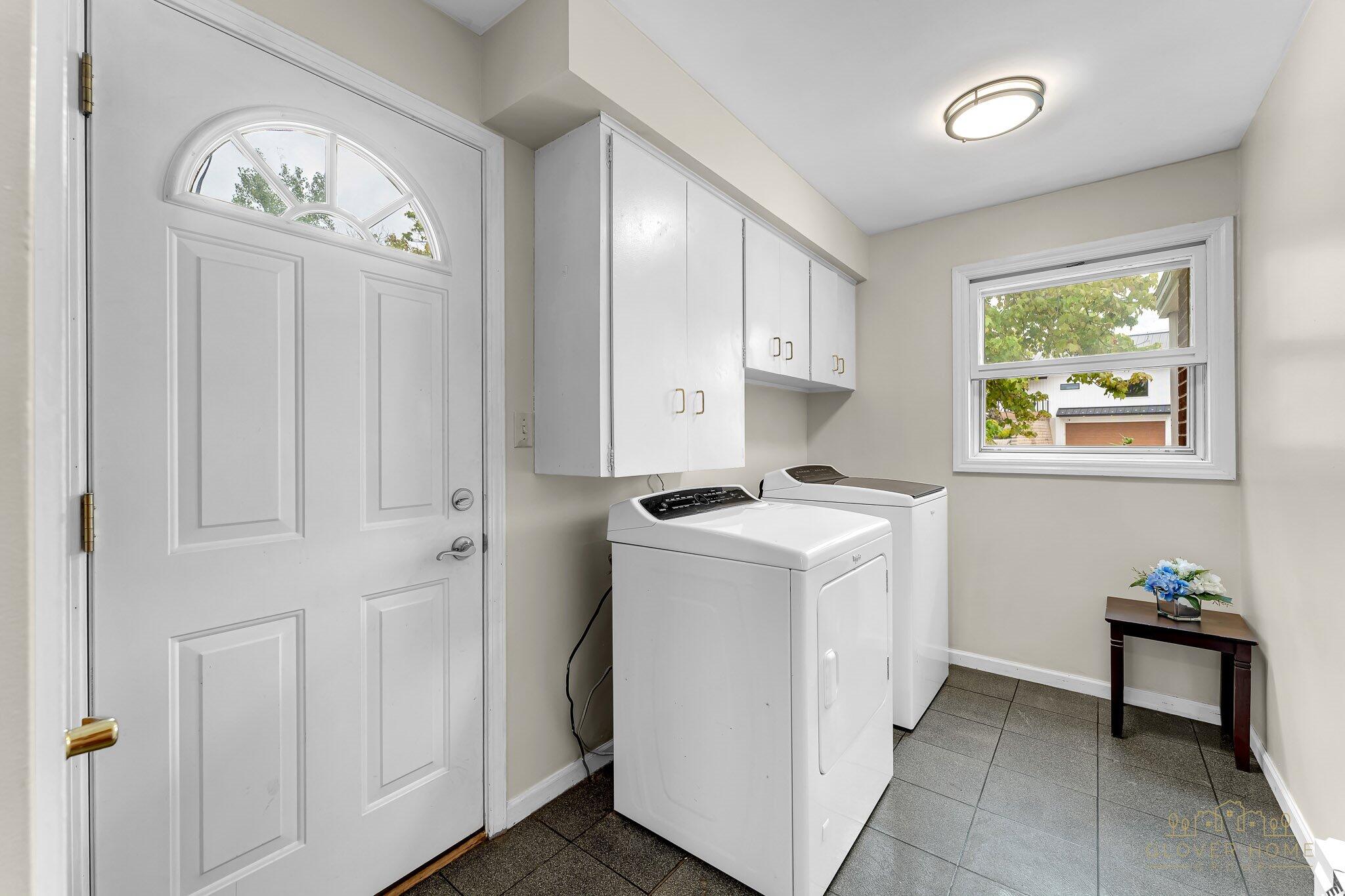 319 Greenridge Drive NW Grand Rapids MI 49544