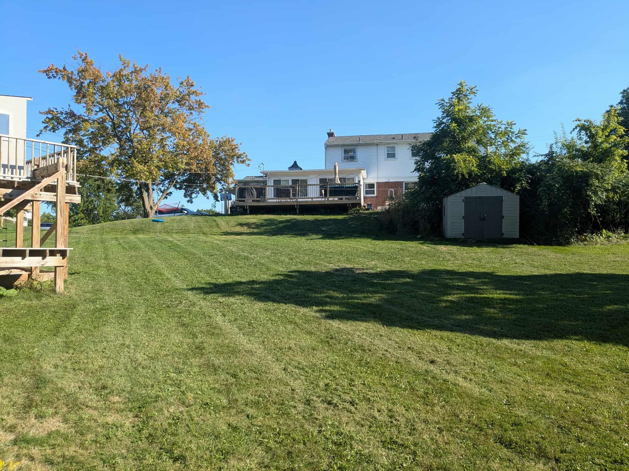 319 Greenridge Drive NW Grand Rapids MI 49544