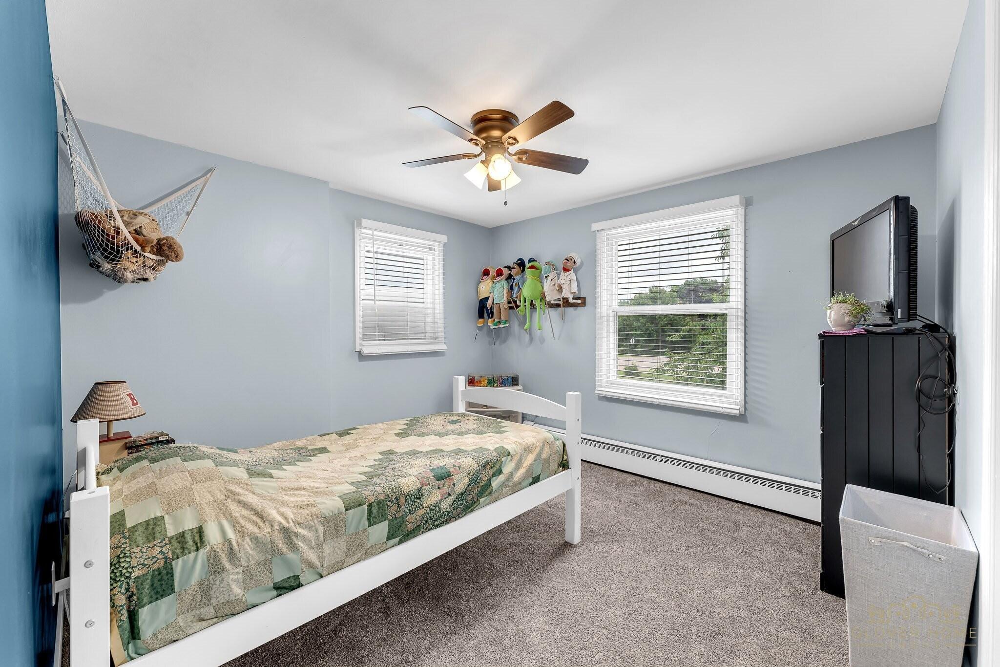 319 Greenridge Drive NW Grand Rapids MI 49544