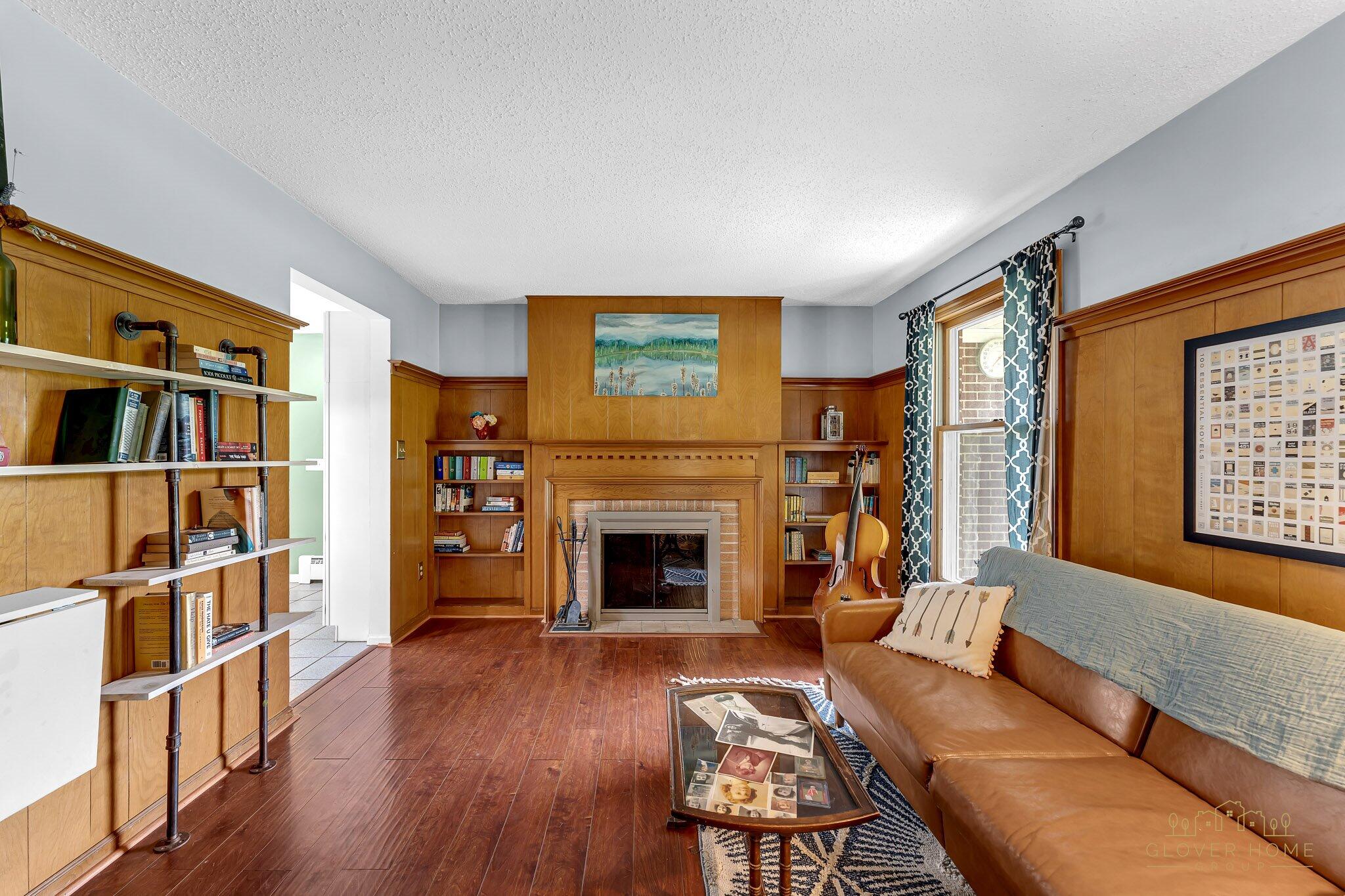 319 Greenridge Drive NW Grand Rapids MI 49544