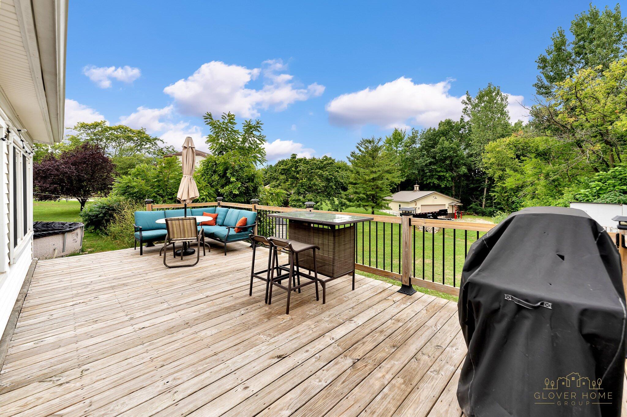 319 Greenridge Drive NW Grand Rapids MI 49544