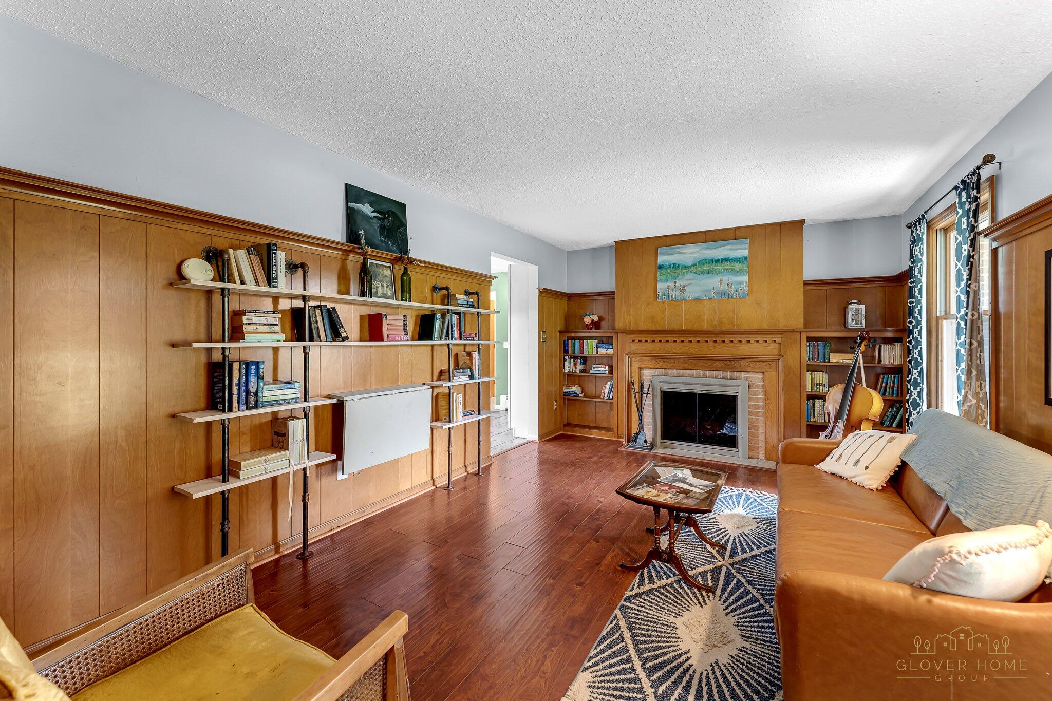 319 Greenridge Drive NW Grand Rapids MI 49544