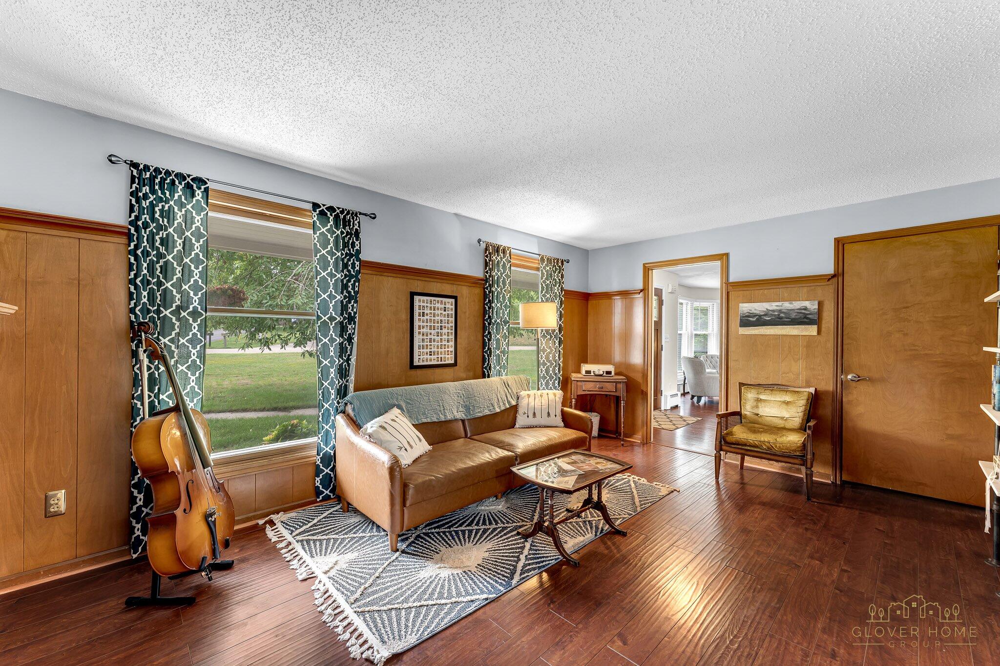 319 Greenridge Drive NW Grand Rapids MI 49544