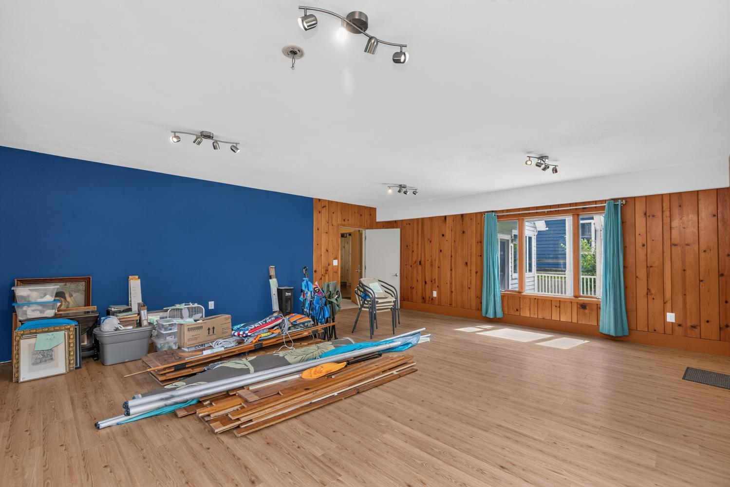 21129 Shore Acres Road Cassopolis MI 49031