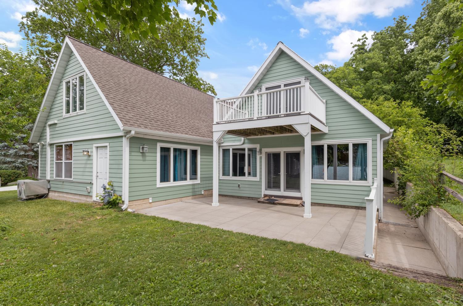 21129 Shore Acres Road Cassopolis MI 49031