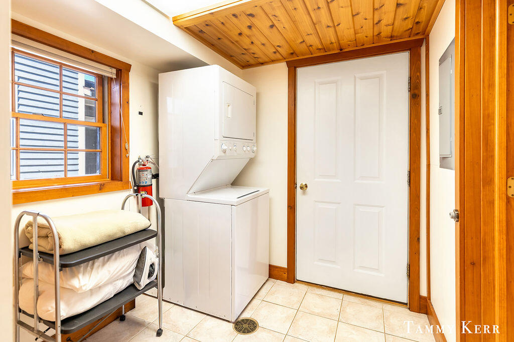 844 Holland Street Saugatuck MI 49453