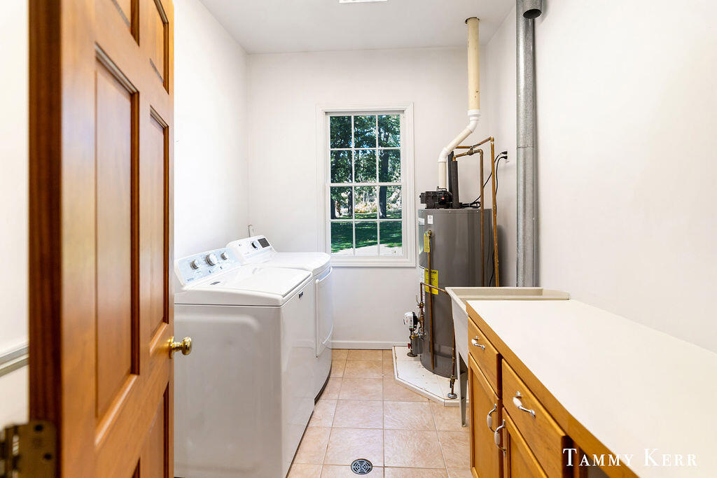 844 Holland Street Saugatuck MI 49453
