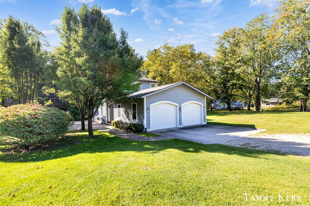 844 Holland Street Saugatuck MI 49453